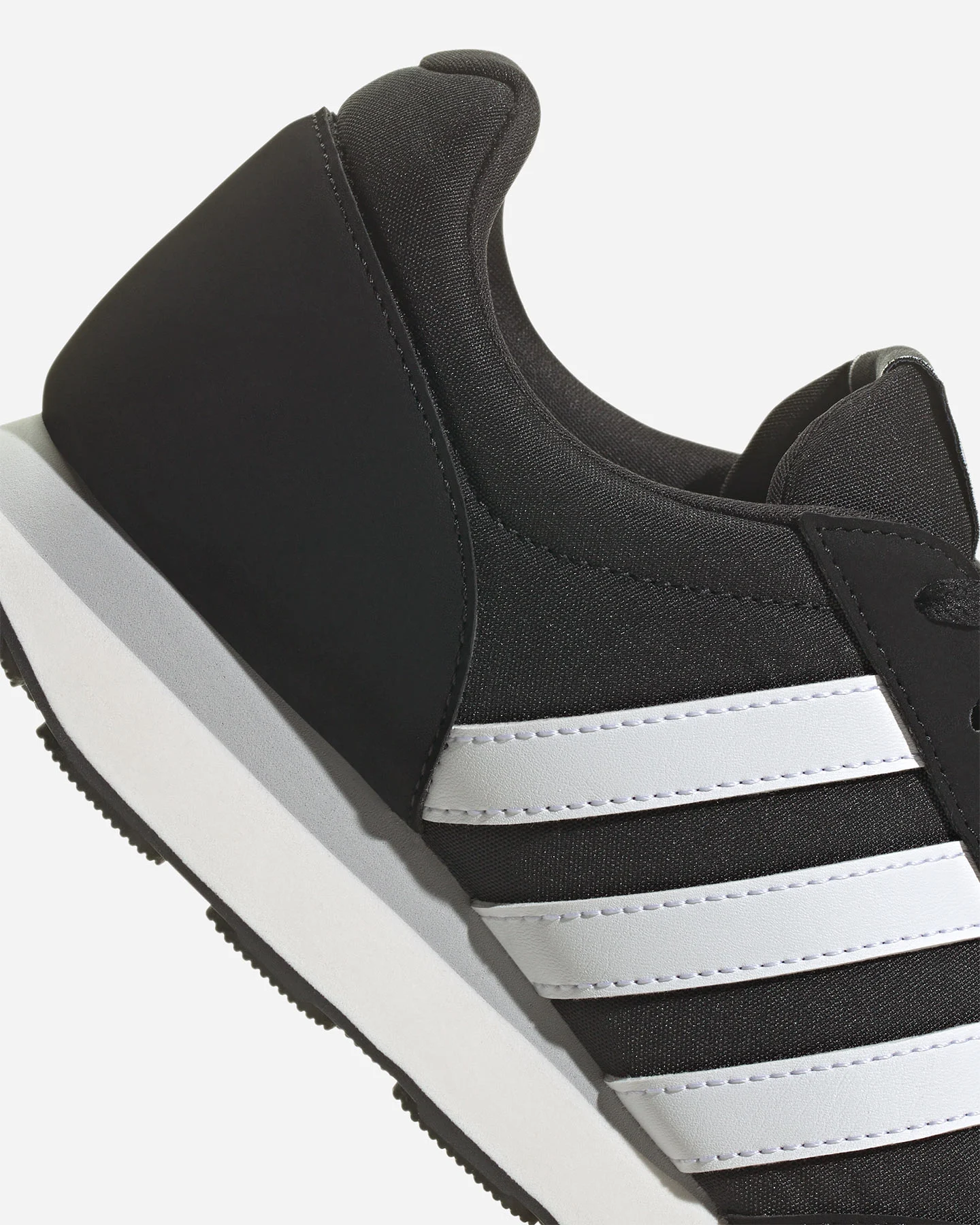 Buty sportowe Adidas Core Run 60s 3.0 M HP2258