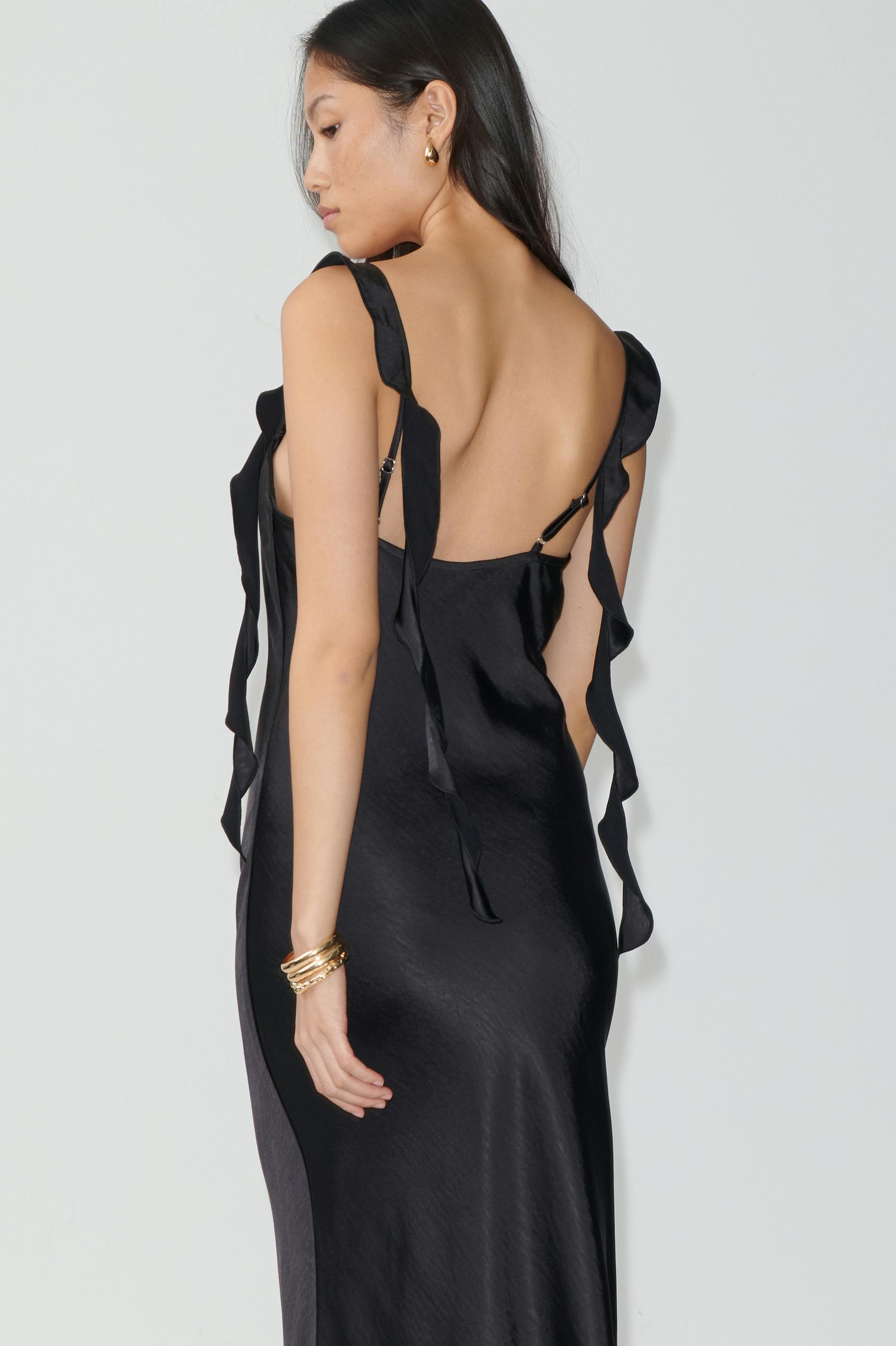 Frill dress