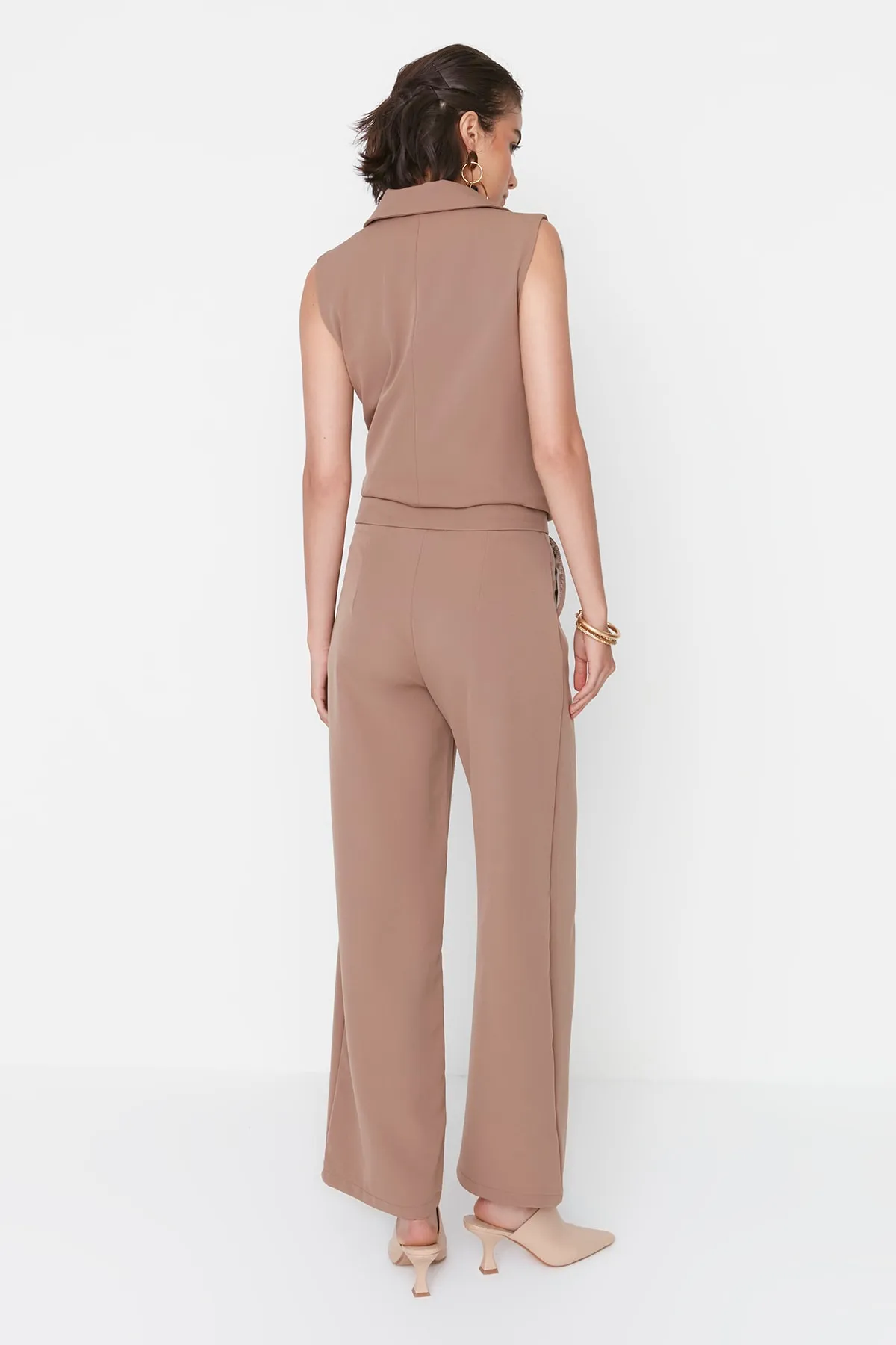 Trendyol Collection  Nerzfarbene Webhose mit hoher Taille TWOAW23PL00134