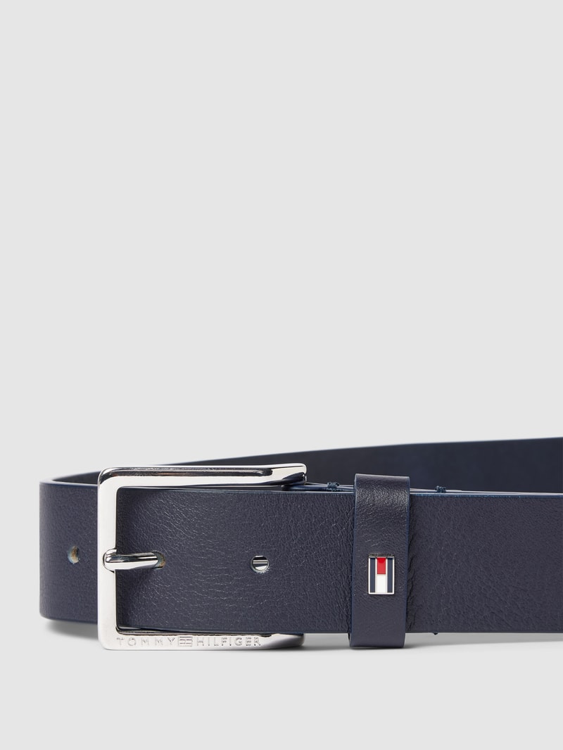 Gürtel aus Leder mit Label-Detail Modell 'OLIVER' in dunkelblau