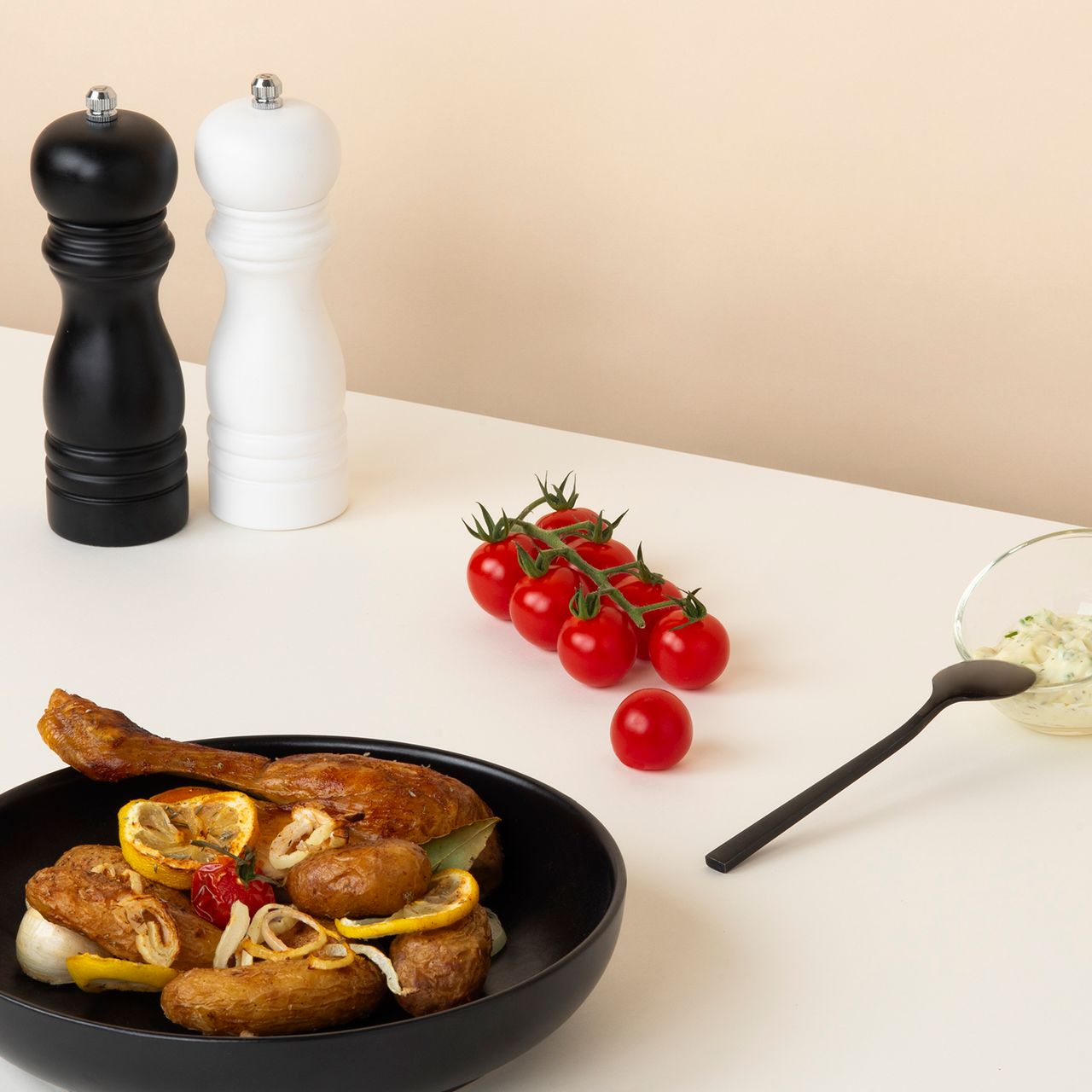 H. Koenig Heißluftfritteuse FRY880, 8L Kapazität, 1700W, bis 200°C