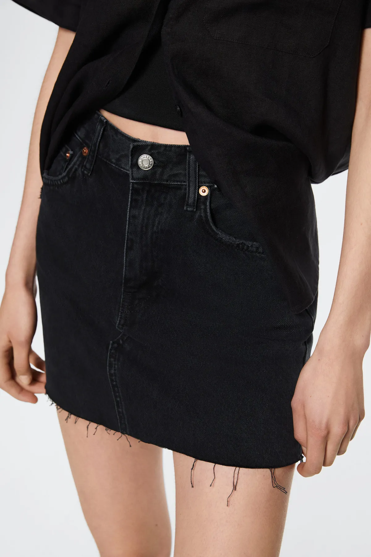 MANGO  27099053 Röcke und Shorts Schwarzer Denim