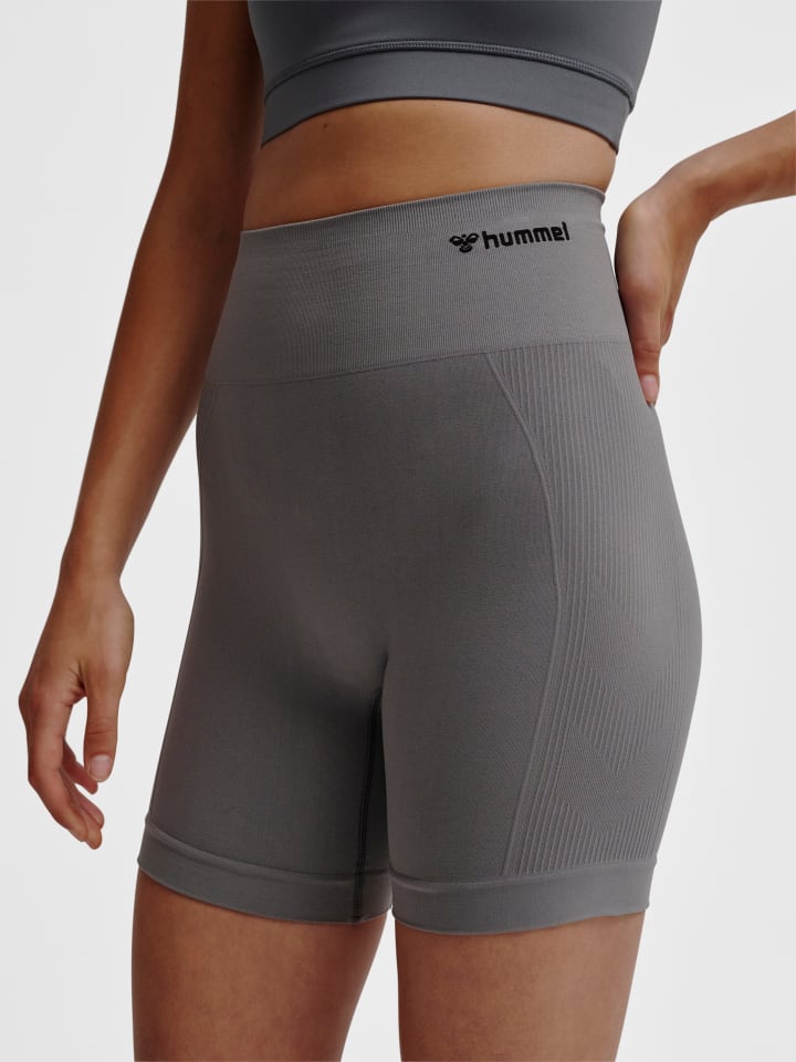 Hummel Hummel Kurze Hose Hmltif Multisport Damen in QUIET SHADE2 günstig kaufen
