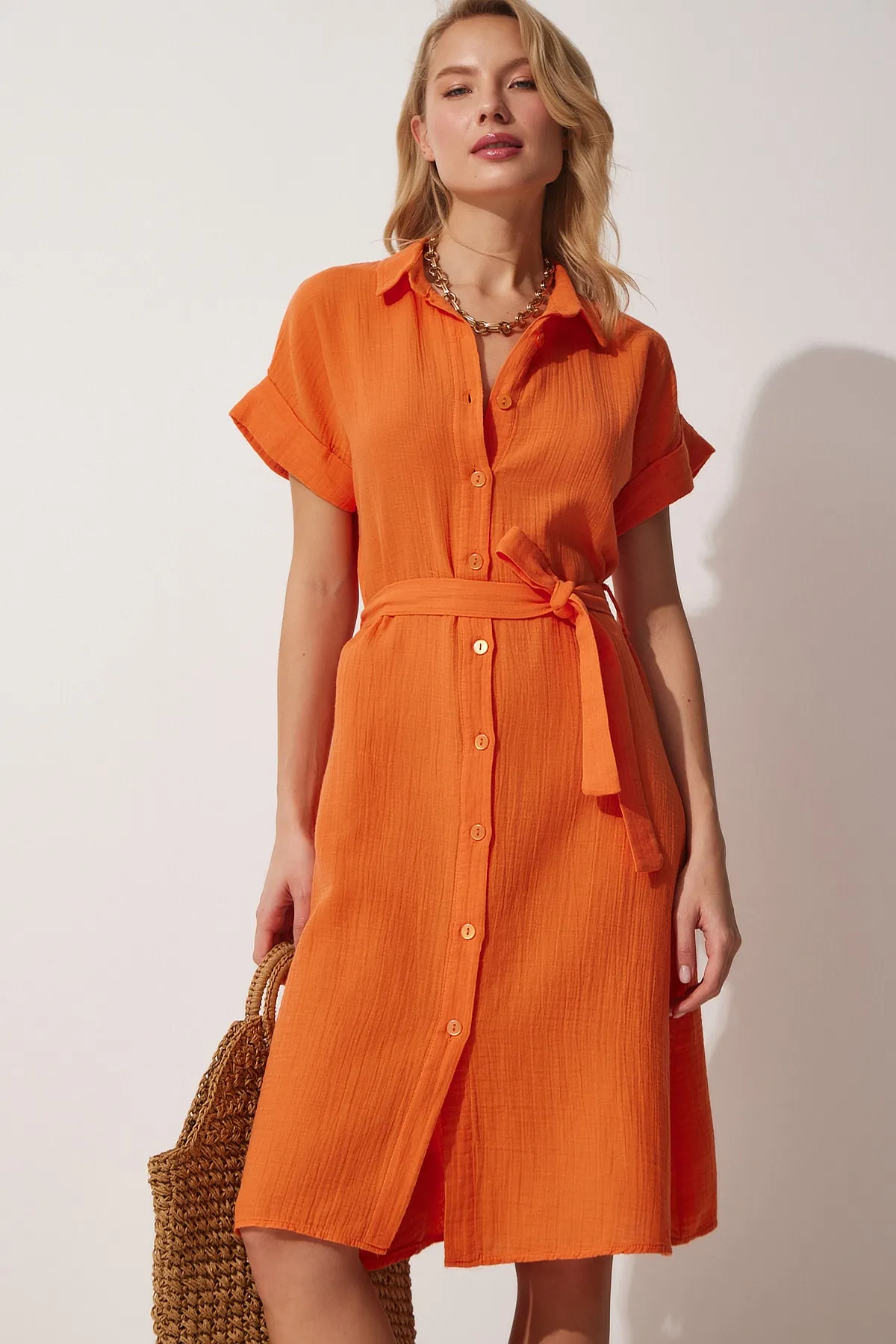 Happiness İstanbul  Orangefarbenes Damen-Hemdkleid aus Leinen mit Gürtel MX00046