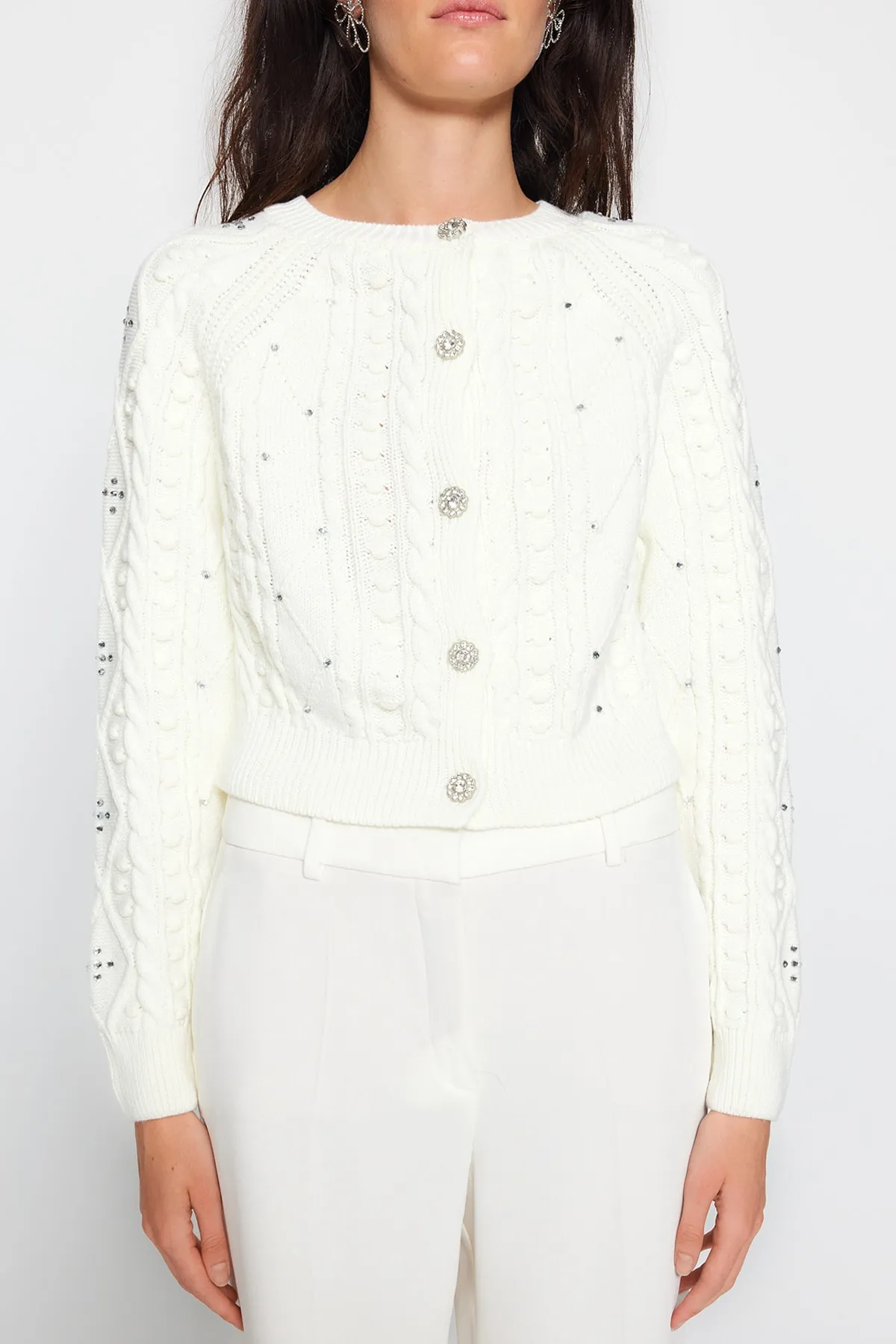Trendyol Collection  Ecru doppelseitig verwendbarer Strickpullover-Cardigan TWOAW24KZ00144