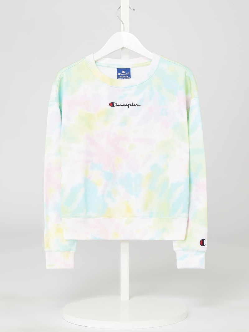 Sweatshirt im Batik-Look in weiß