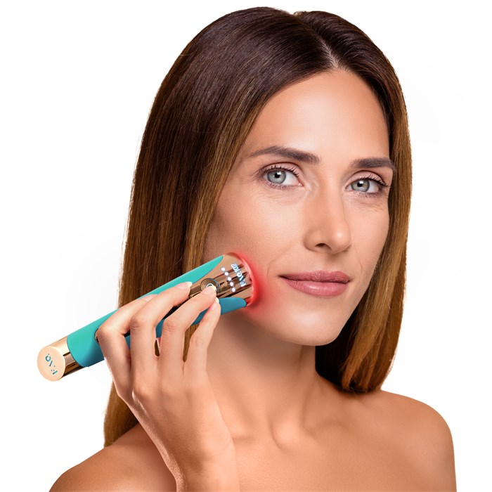 Mit EMS, RF- Und LED-Lichttherapie