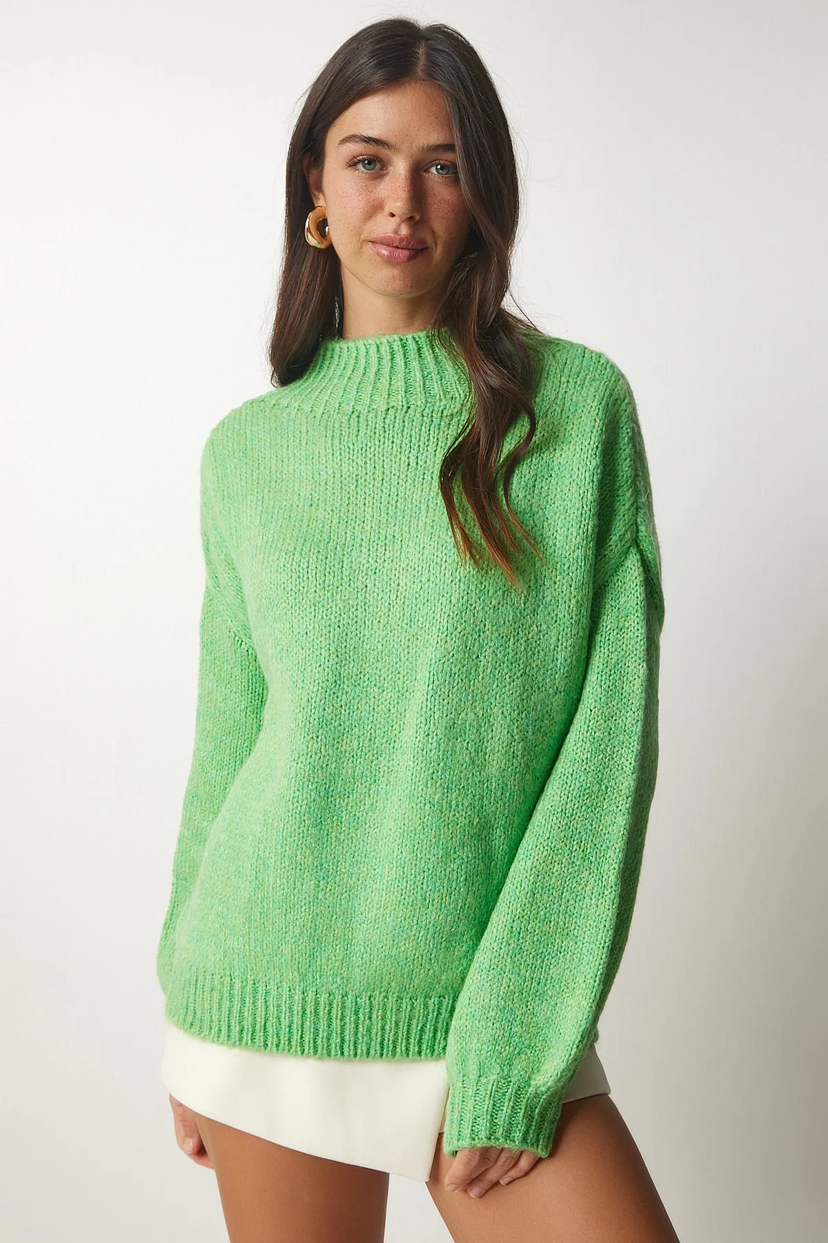 Happiness İstanbul  Hellgrüner Basic-Strickpullover mit Stehkragen für Damen MX00127