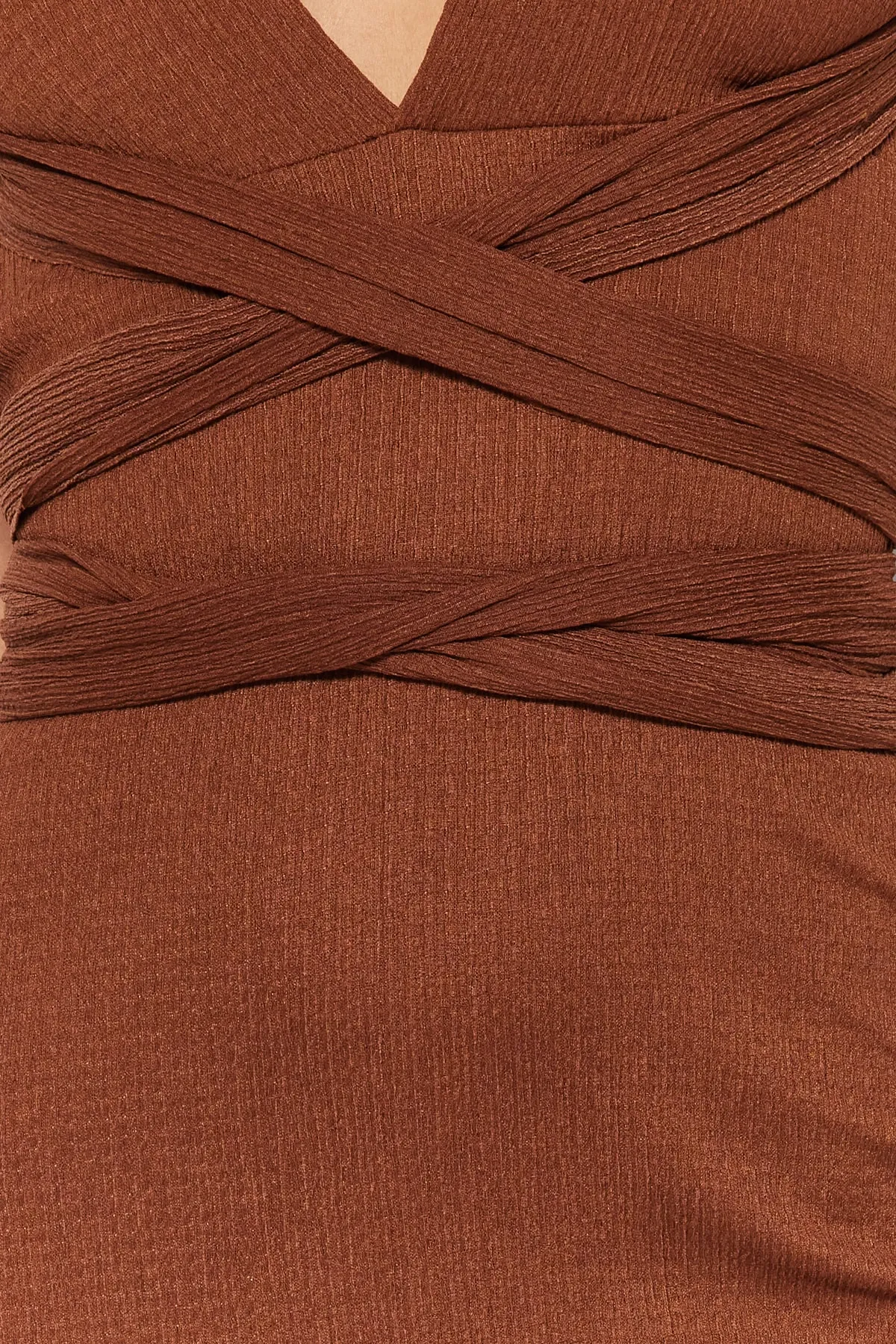 Trendyol Collection  Braunes, figurbetontes Maxi-Strandkleid mit Strickschnürung TBESS23EL00232