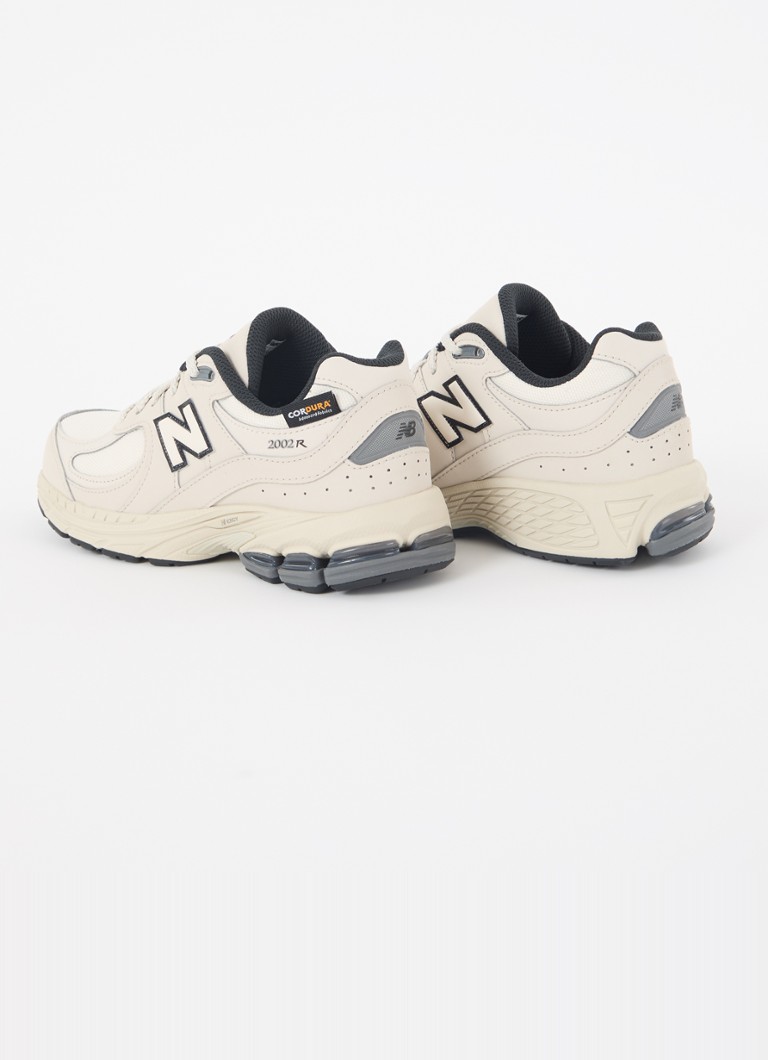 New Balance 2002 Sneaker mit Mesh- und Lederdetails
