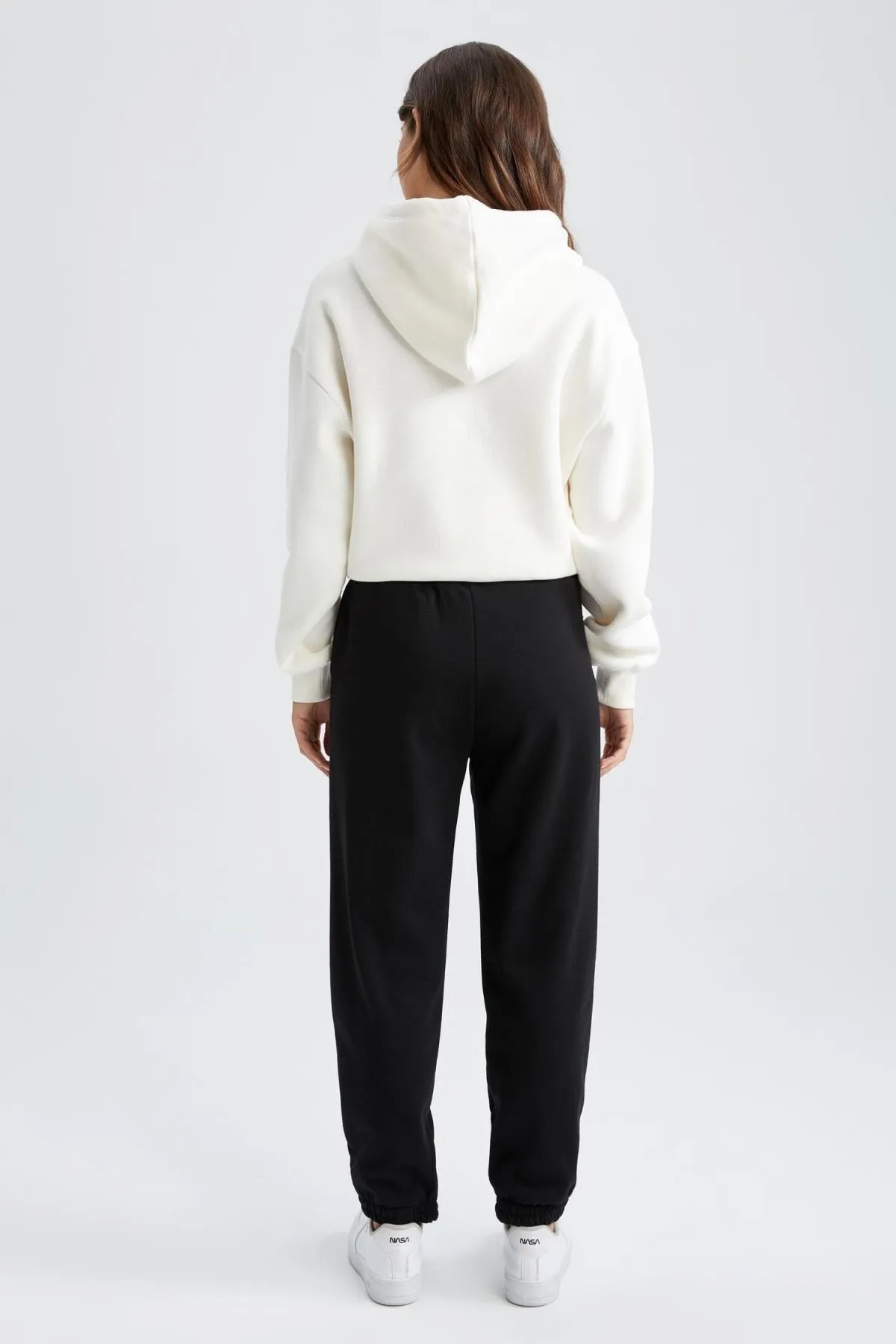 DeFacto  Jogger-Trainingshose mit Standard-Passform, flexiblem, gebändertem Bein, wendbar