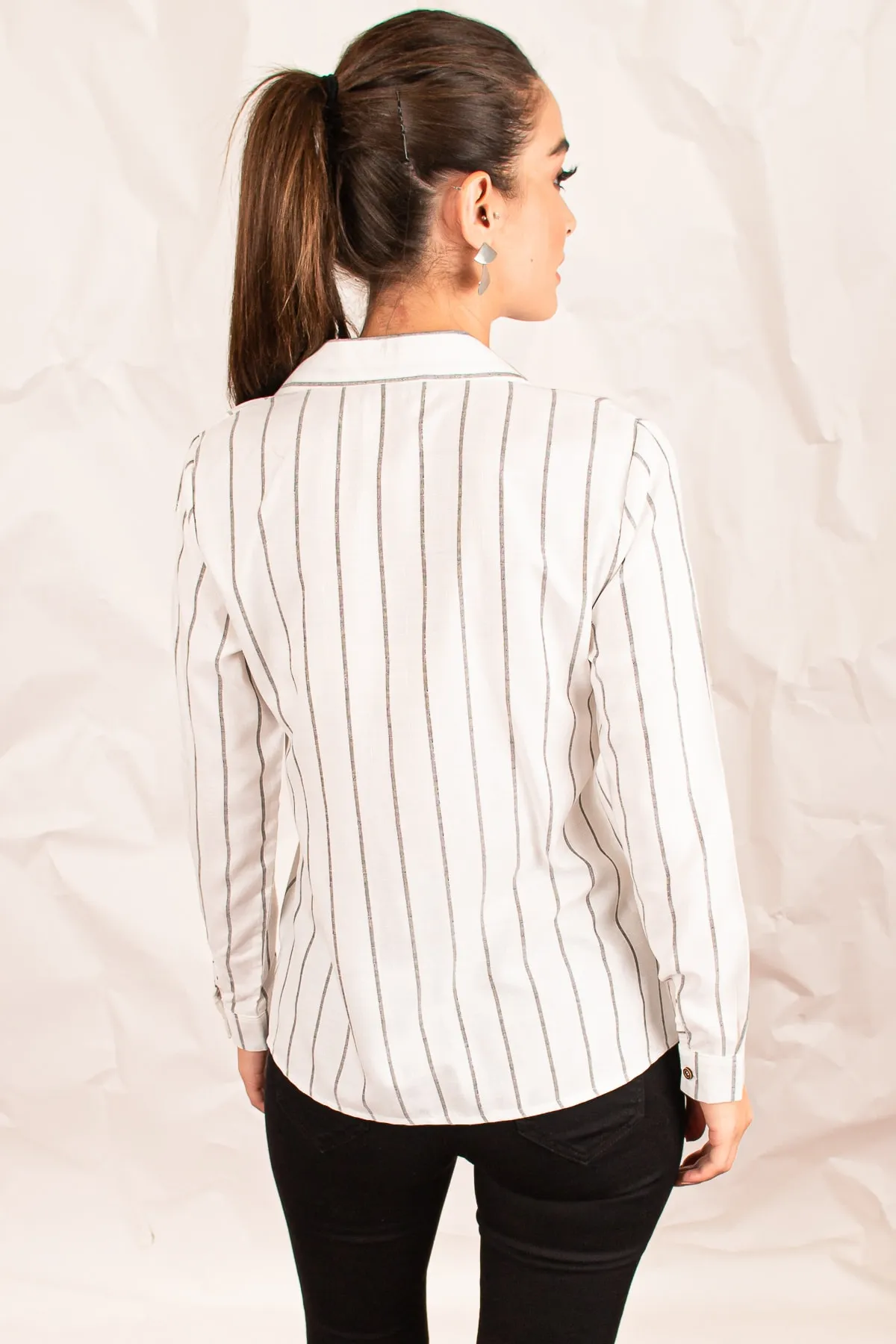 armonika  Weißes langärmliges gestreiftes Damenhemd ARM-20K001026