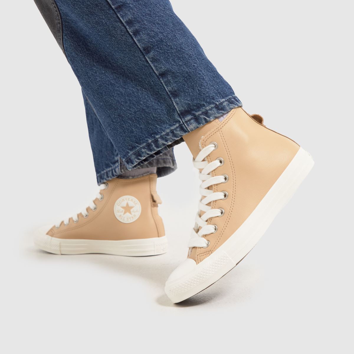 Converse All Star – Vita och beige vinterskor med hög midja