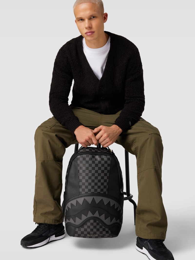 Rucksack mit Allover-Muster Modell 'Henny Phantom' in schwarz