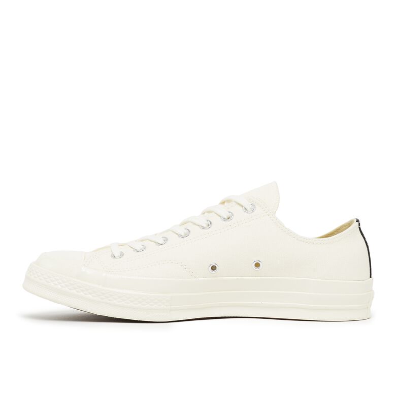 Comme des Garcons Play Chuck Taylor Low white