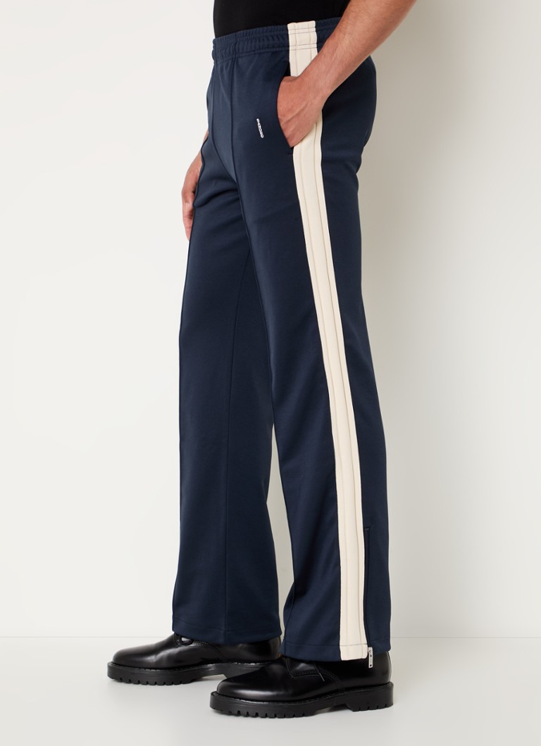 Pantaloni de trening Sandro cu croială dreaptă și logo