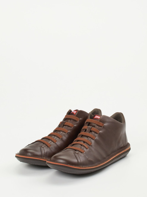 Boots-47112090561 Camper