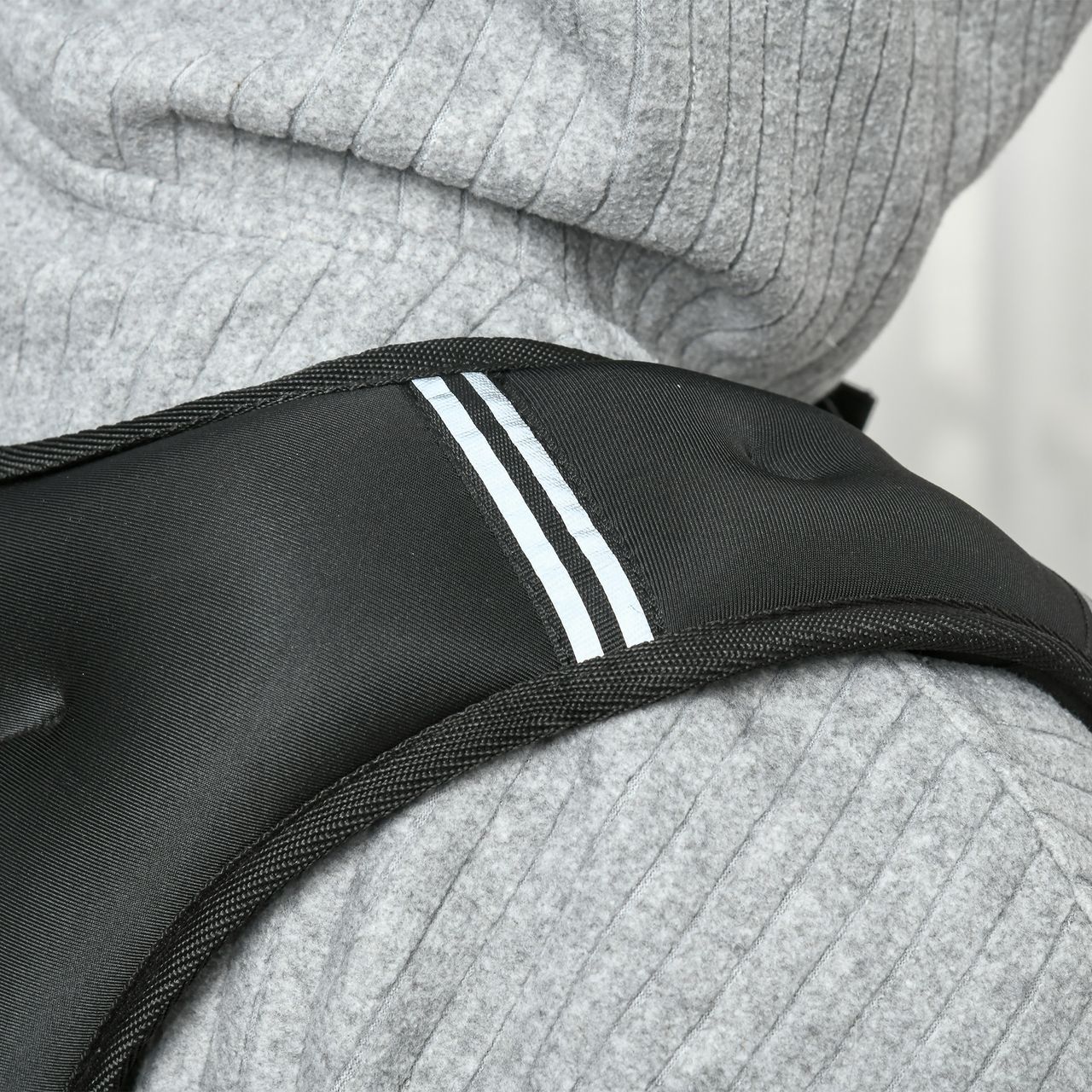 HOMCOM Gewichtsweste Weight Vest 10 kg verstellbar für Gewicht Tranning Krafttrainning Mann/Frau Oxford-Gewebe Metallsand Schwarz 40 x 35 cm