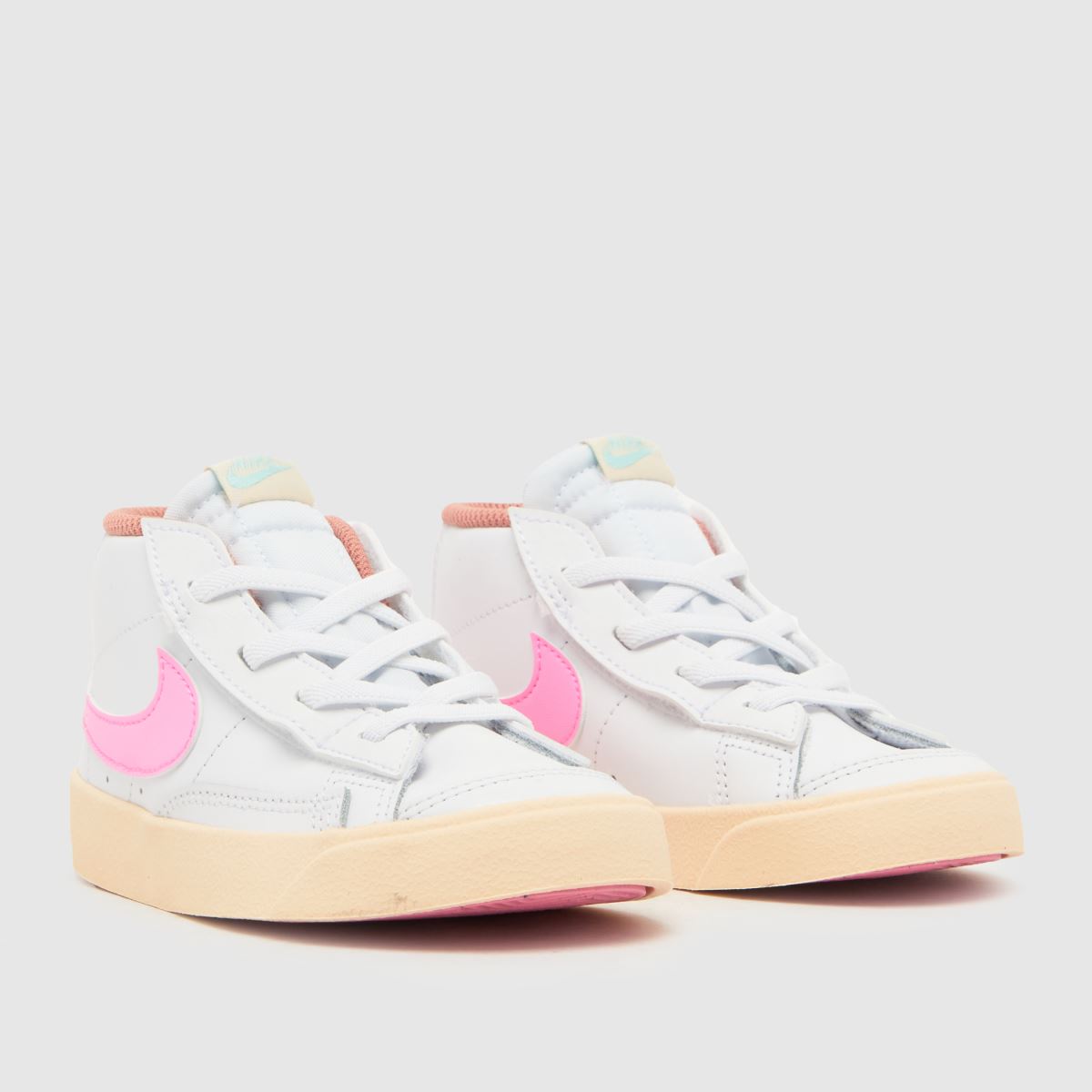 Nike vita & rosa blazer mid 77 flickor småbarnsskor