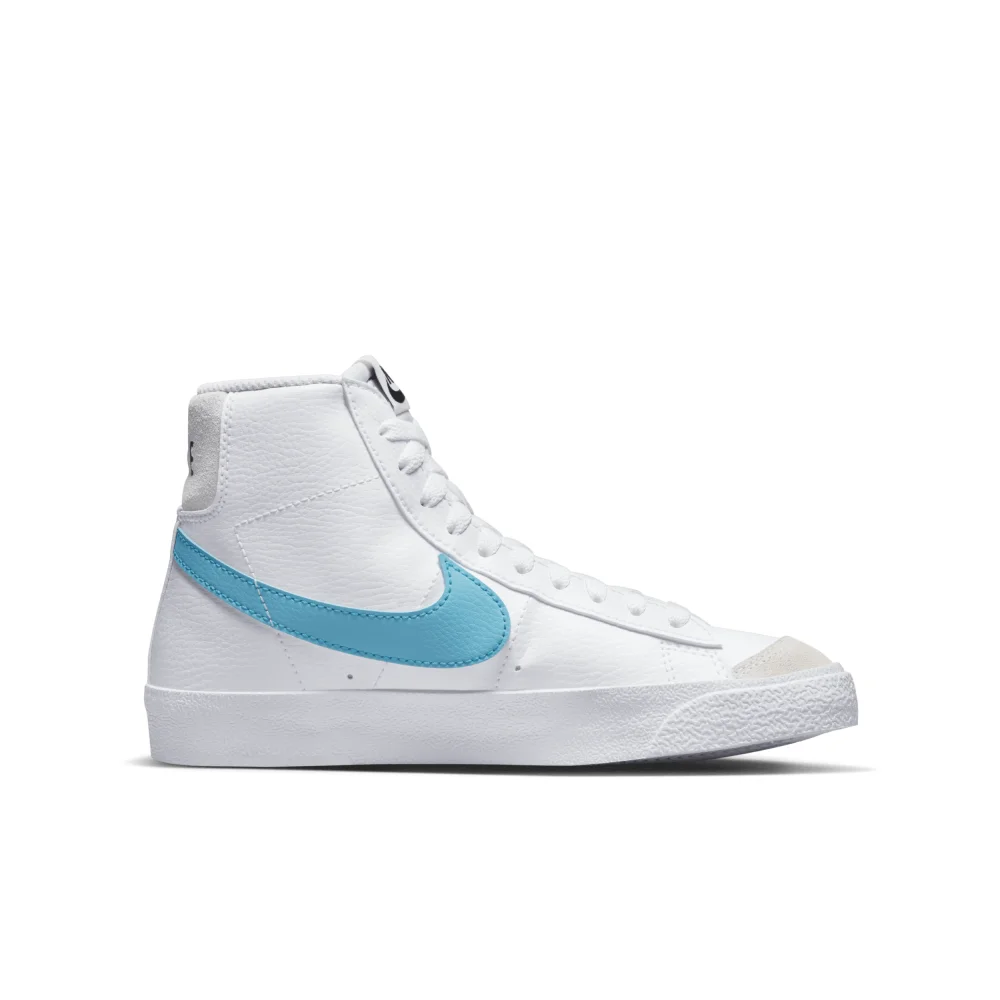 Nike Blazer Mid FN7790-100 / weiss