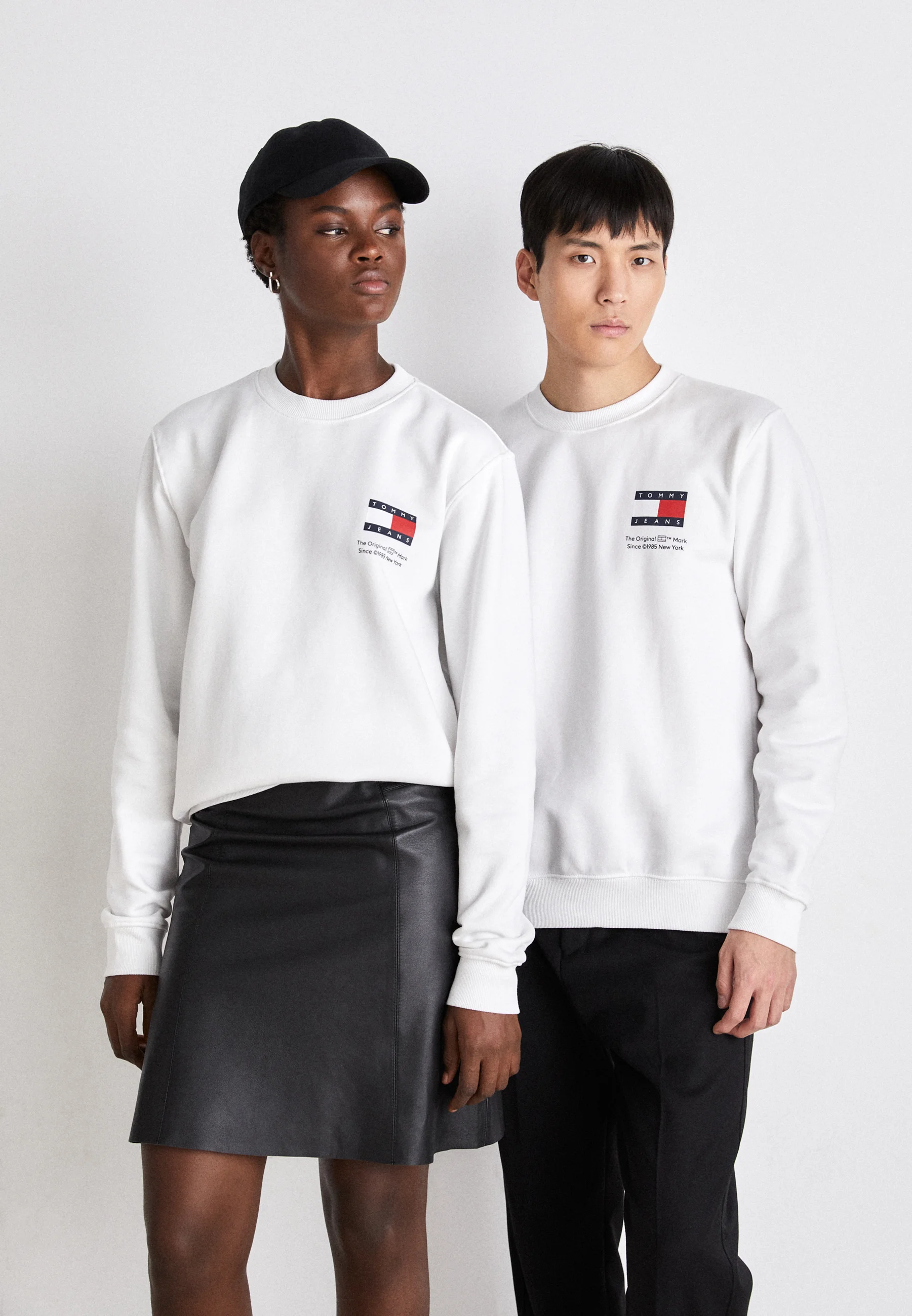 Tommy Jeans ESSENTIAL FLAG CNECK UNISEX - Sudadera