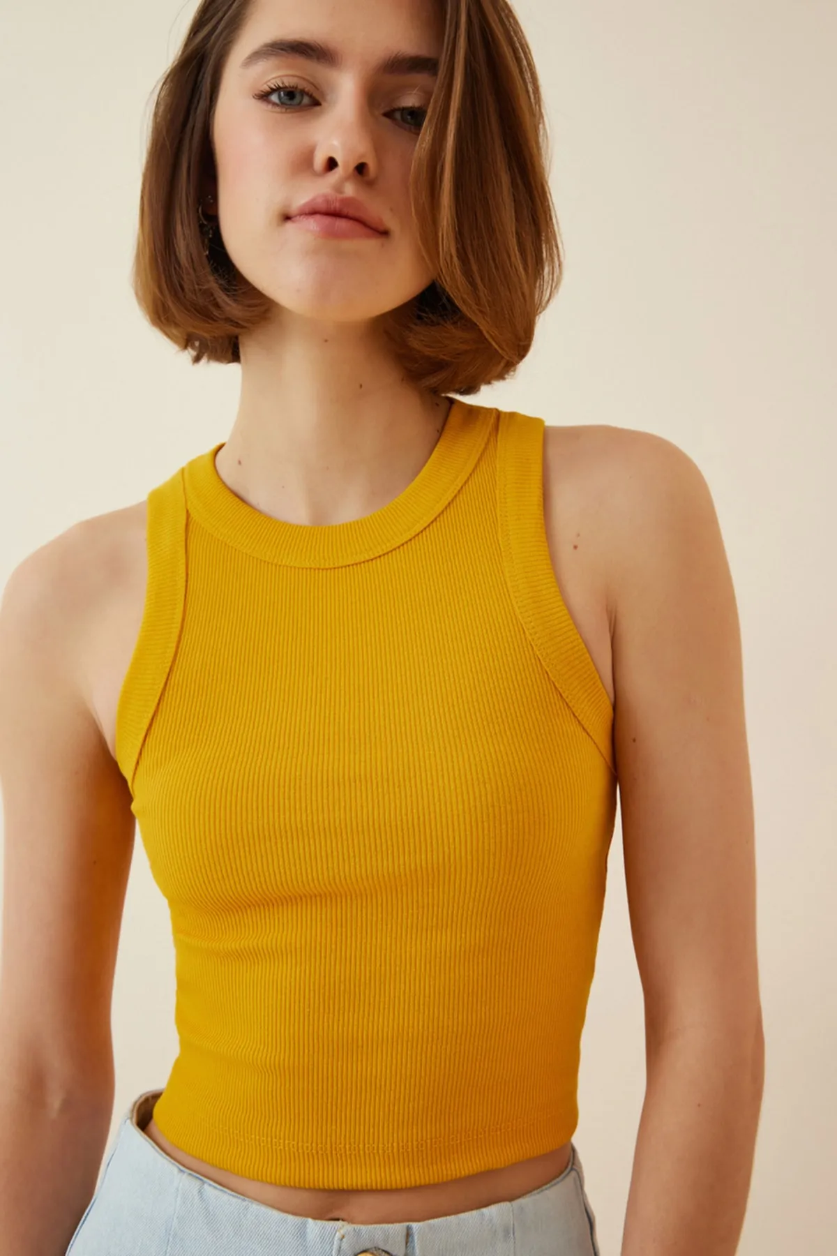 Happiness İstanbul  Gelbe Neckholder-Strickbluse für Damen DZ00030