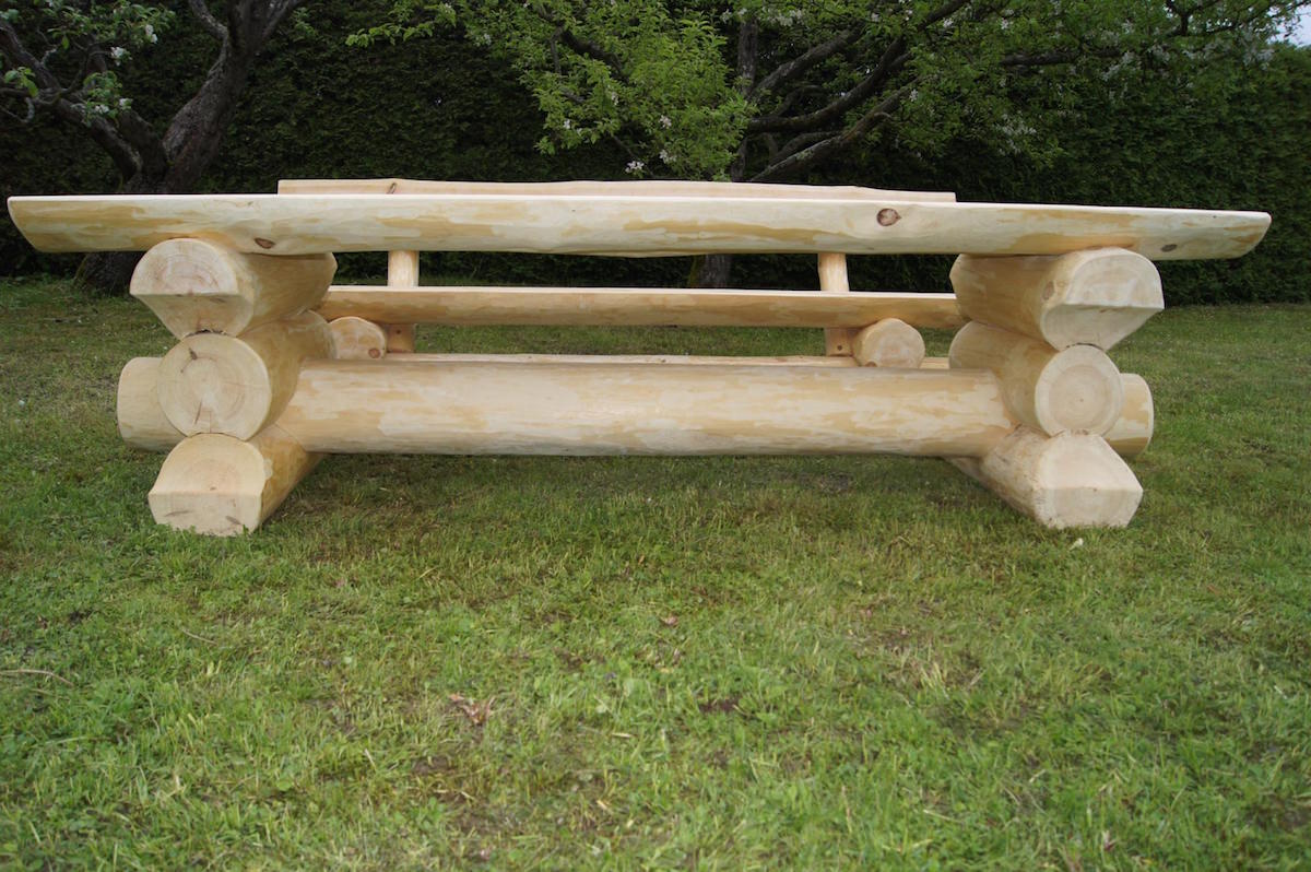 PureHaven Luxus-Holzgarnitur 295x90x80 cm Tischabmessungen massiver Naturstamm nordische Fichte Blockbauweise handgeschnitzt strapazierfähig Unikat