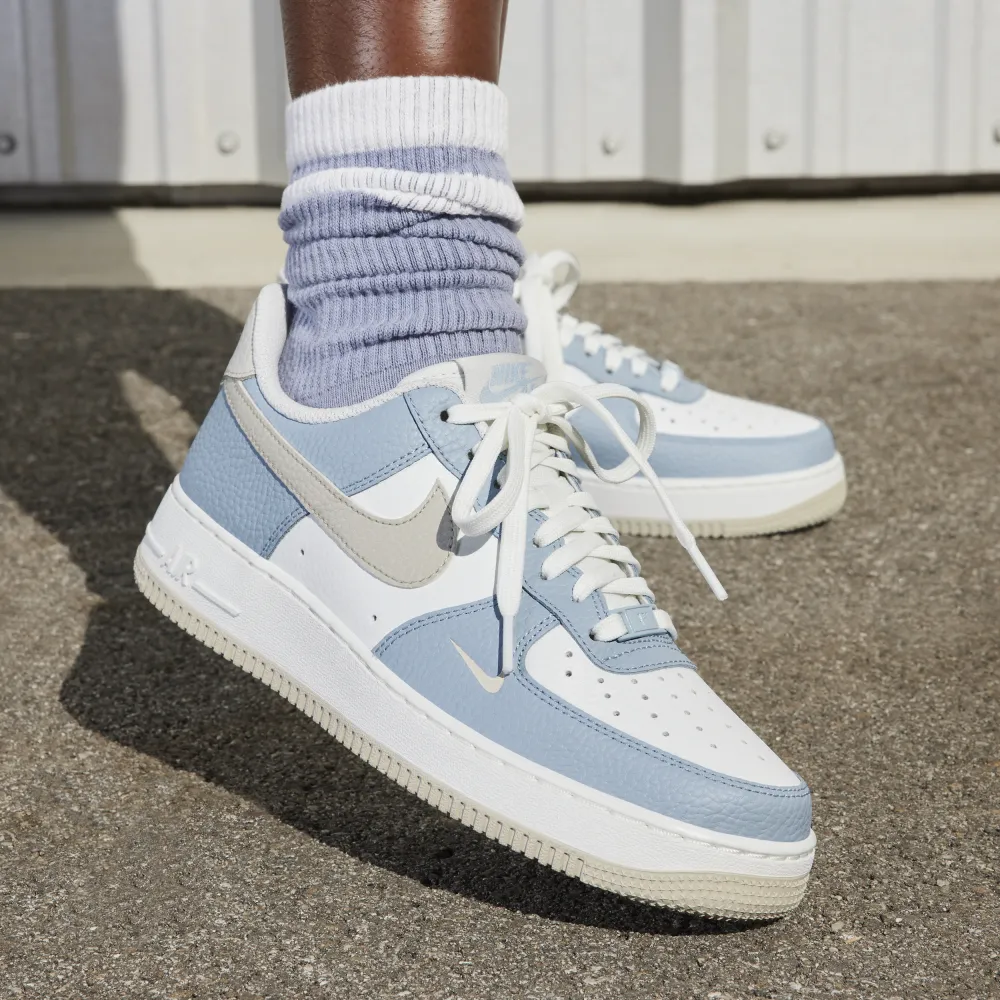 Nike Air Force 1 Low HF0022-400 / blau