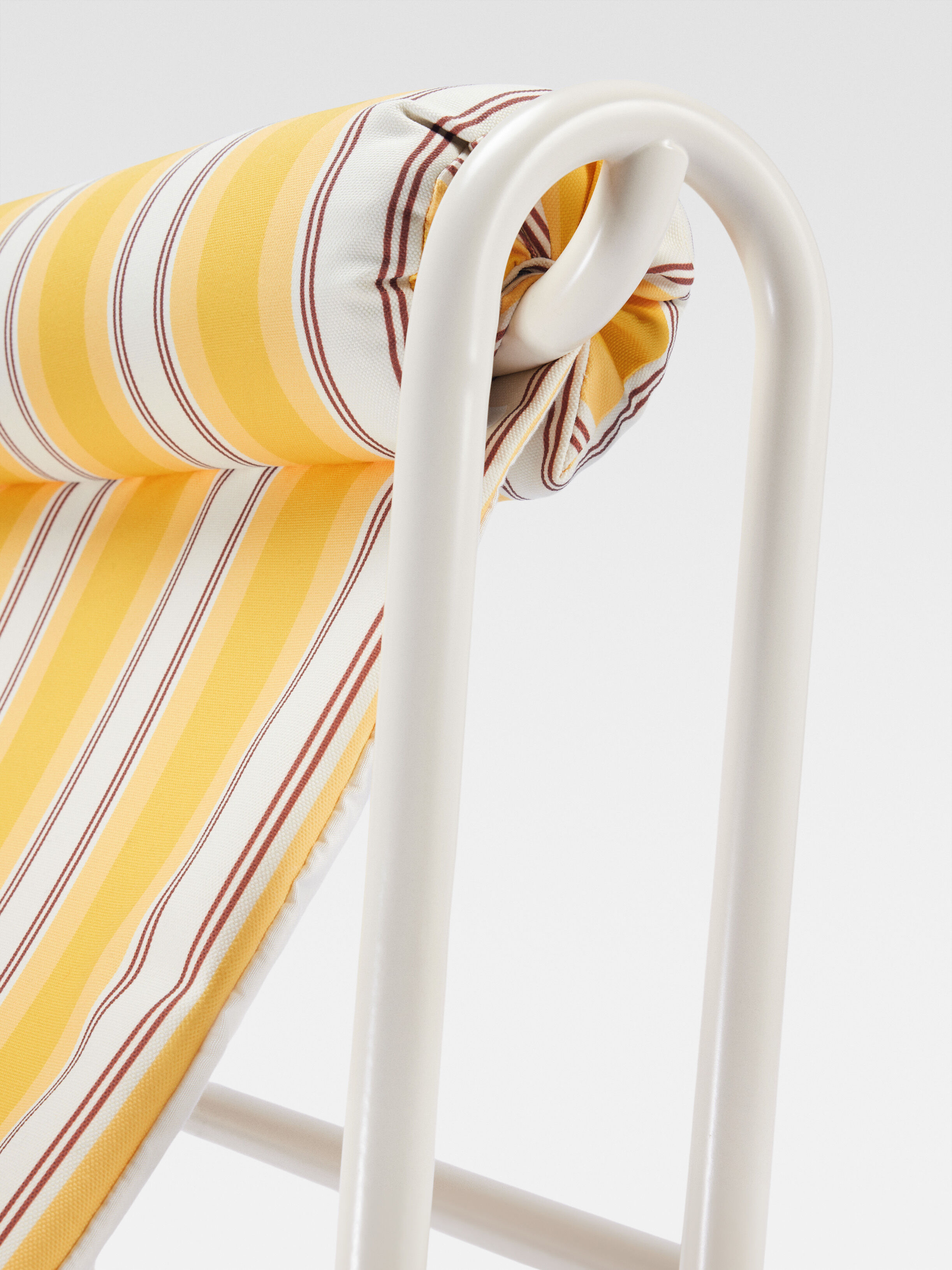 Jacquemus + Exteta