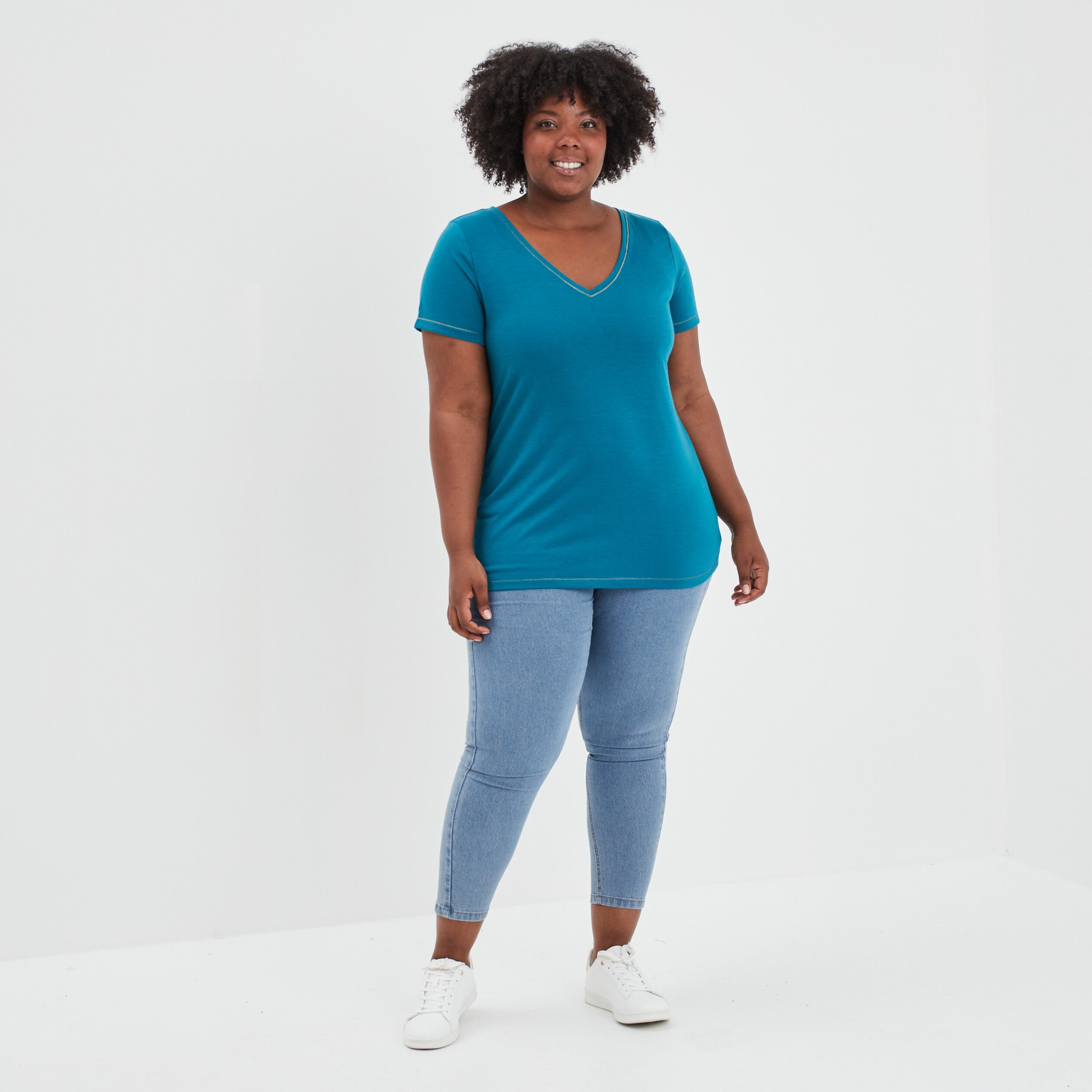 T-shirt manches courtes col V bleu canard femme grande taille | La Halle