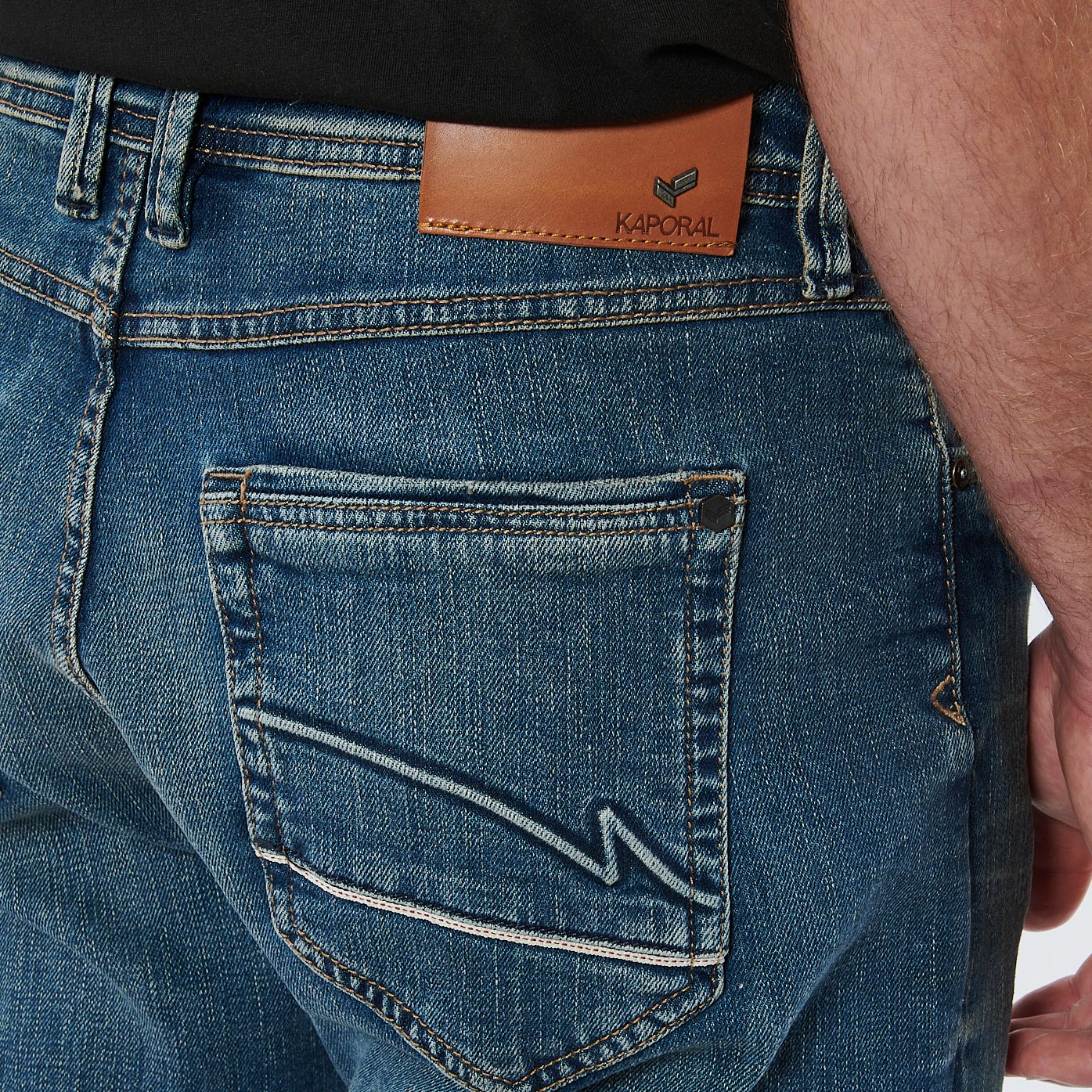 TYREL  Jean bleu slim tapered homme