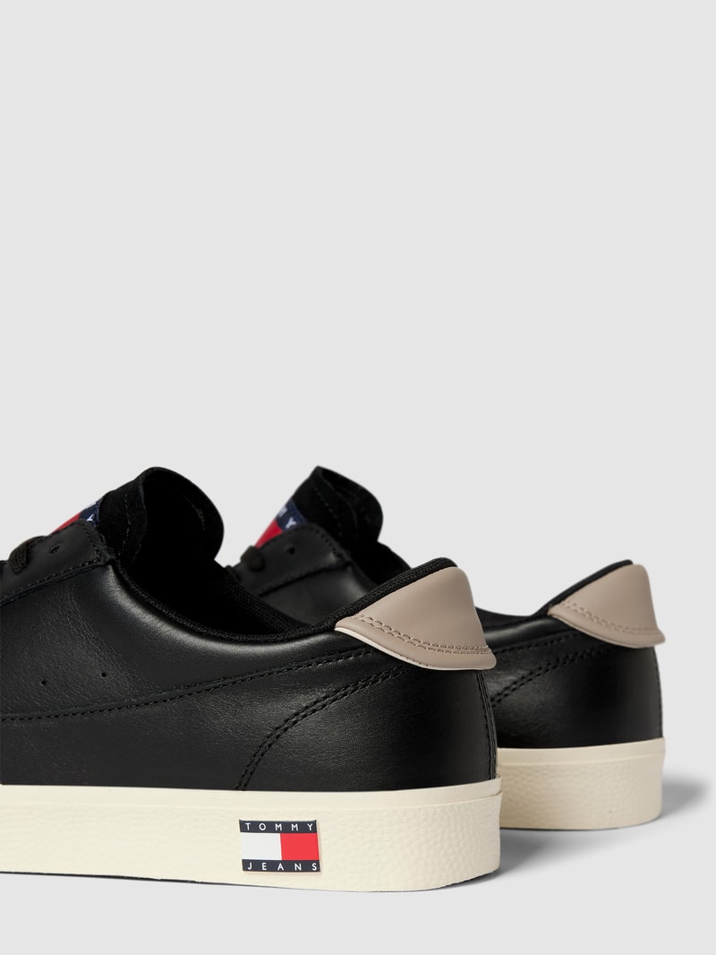 Sneaker aus Leder-Mix mit Label-Detail Modell 'VULCANCIZE' in schwarz