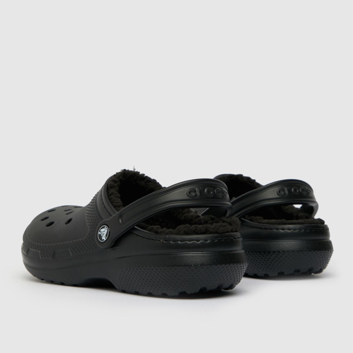 Crocs klasszikus bélelt klumpa szandál fekete színben