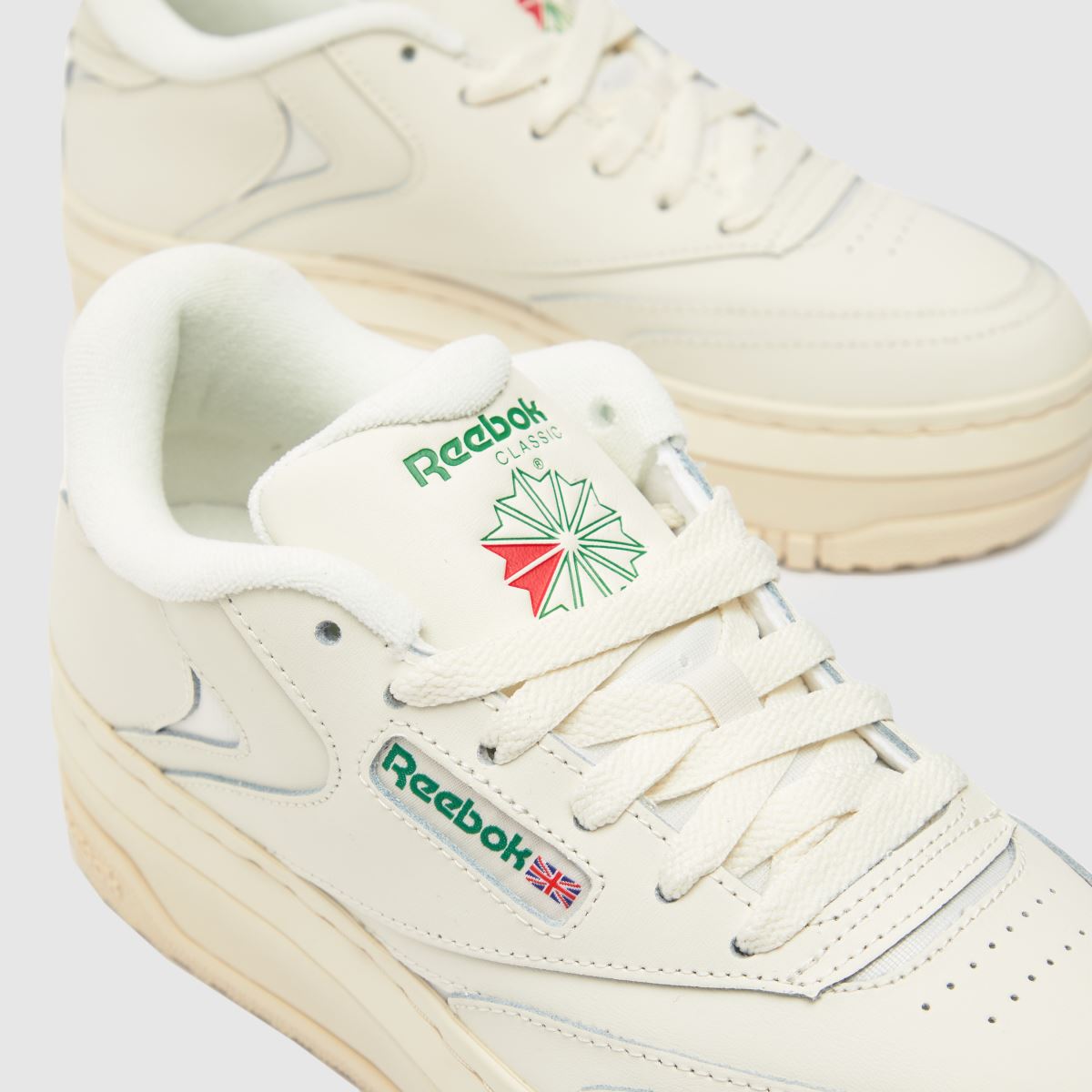 Reebok Club C Extra – Vita och beige träningsskor