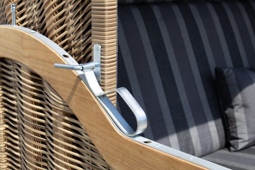 Trendyshop365 Strandkorb extra breit, BxTxH: 140,00x80,00x160,00 cm, Halblieger, Ostsee-Modell, (XL 2-Sitzer), Teakholz, komplett fertig montiert, mit 4 Rollen