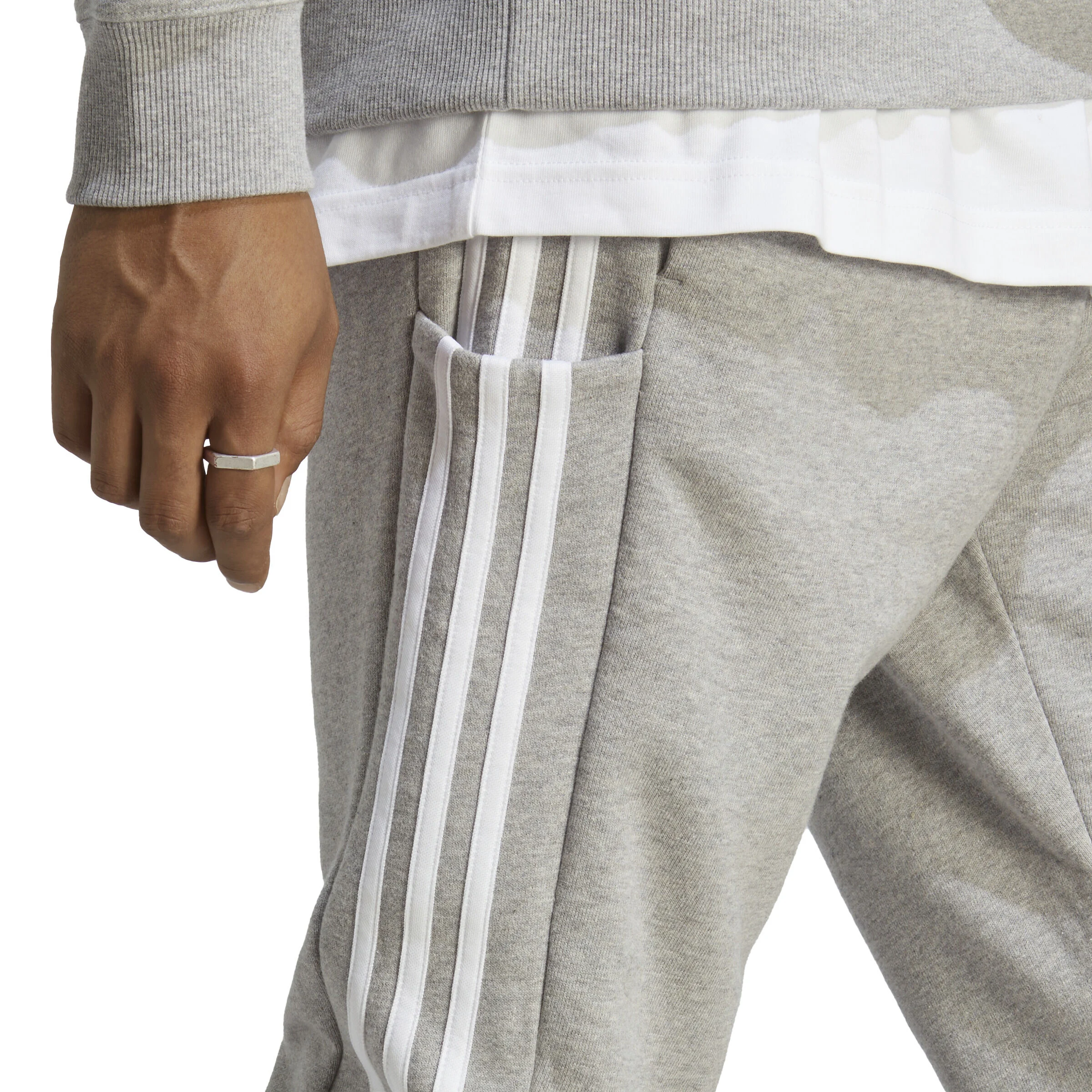 Essentials French Terry Tapered Cuff 3-Stripes Trainingshose Herren - Hellgrau, Weiß