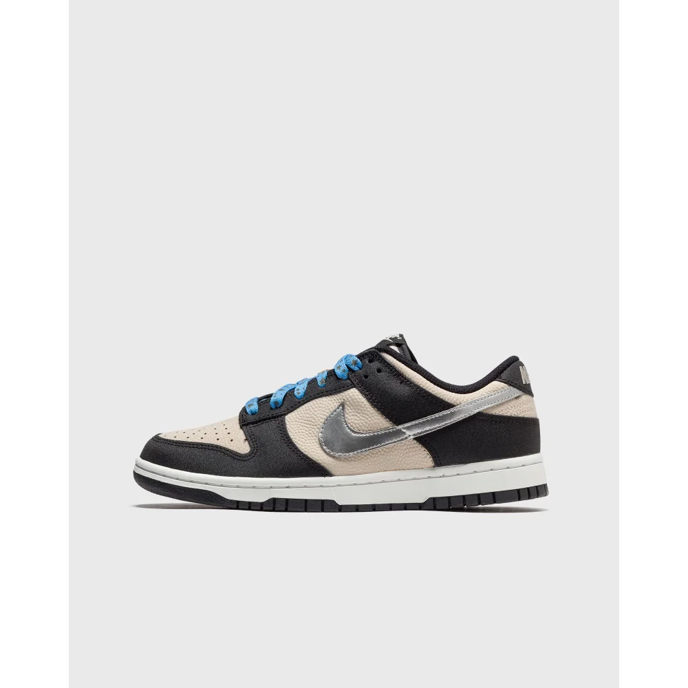 Nike Dunk WMNS Low DZ4712-001 / schwarz