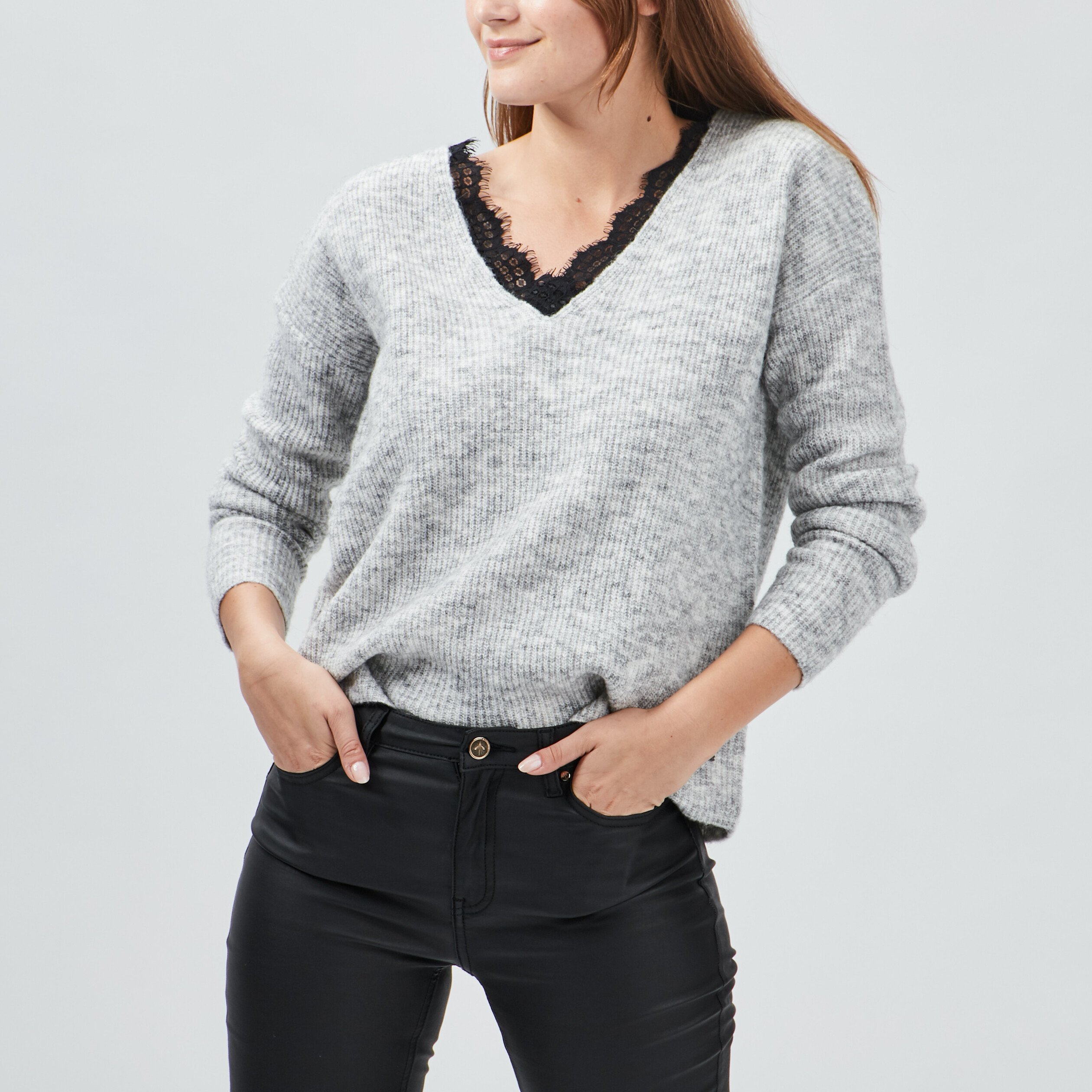Pull avec détails dentelle gris femme | La Halle