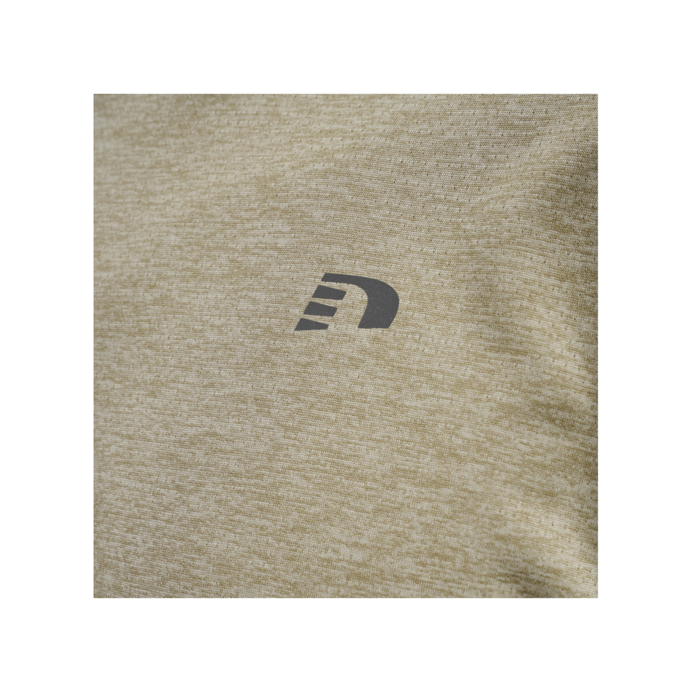 Newline Statement T-Shirt Running Beige F8220