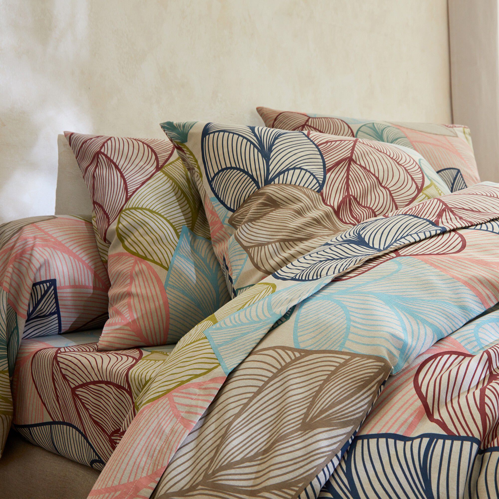 Linge de lit Elsa en polycoton à motifs feuilles