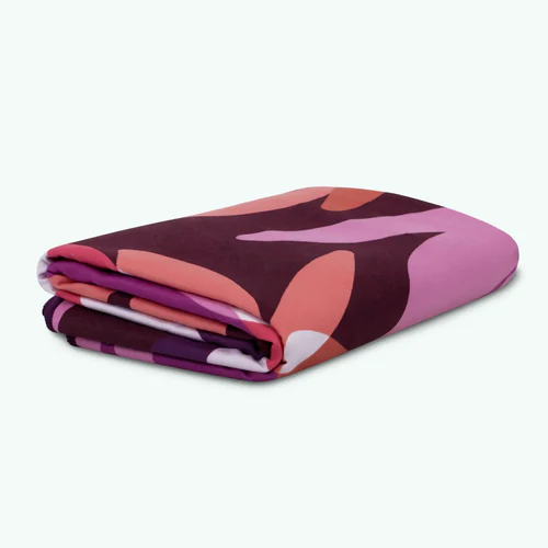 Montreuil - Pink rectangular microfiber towel