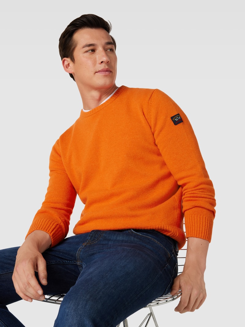 Strickpullover mit Label-Patch in orange