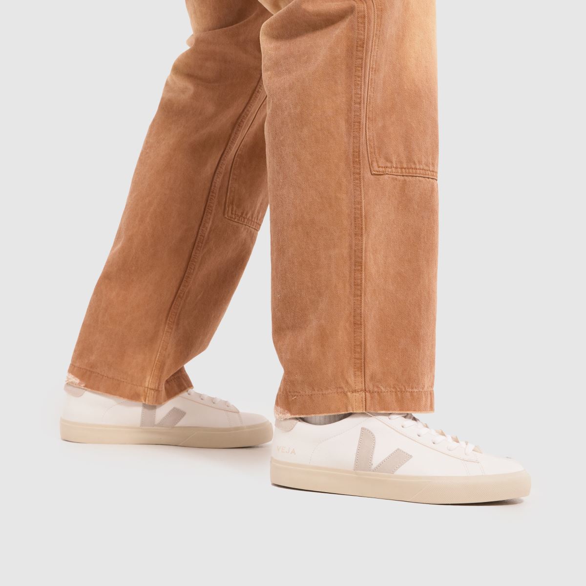 VEJA campo sneakers i vitt & beige