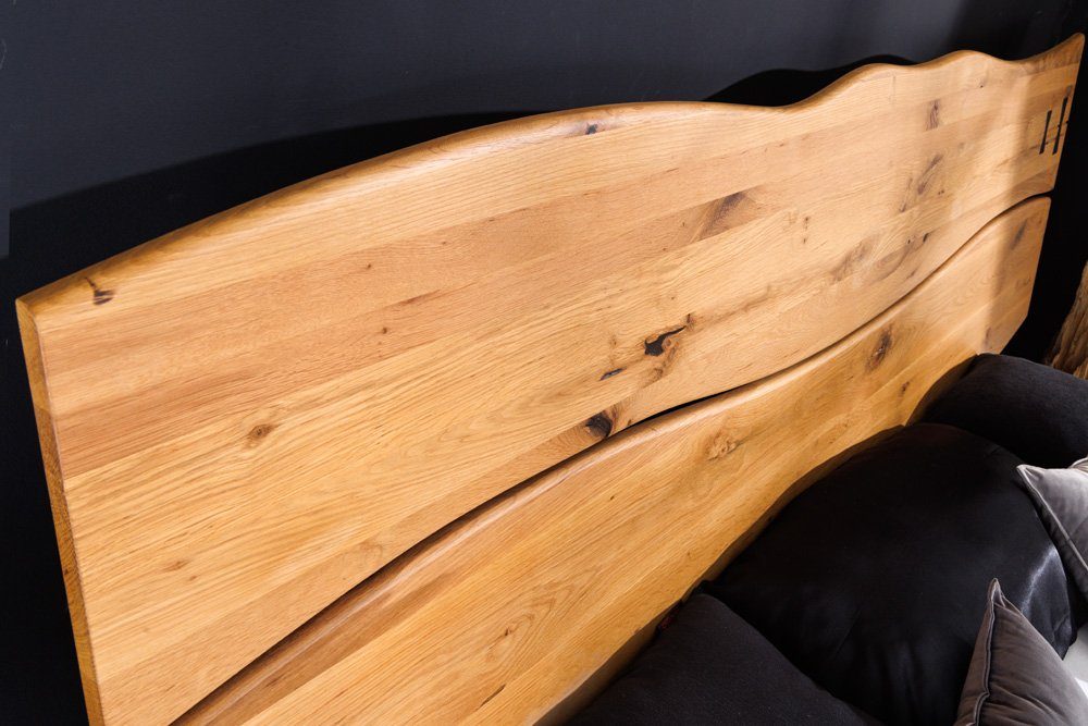 riess-ambiente Holzbett AMAZONAS 180x200cm natur / schwarz (Einzelartikel, 1-tlg), Schlafzimmer · Massivholz · Baumkante · Kingsize · Industrial Design