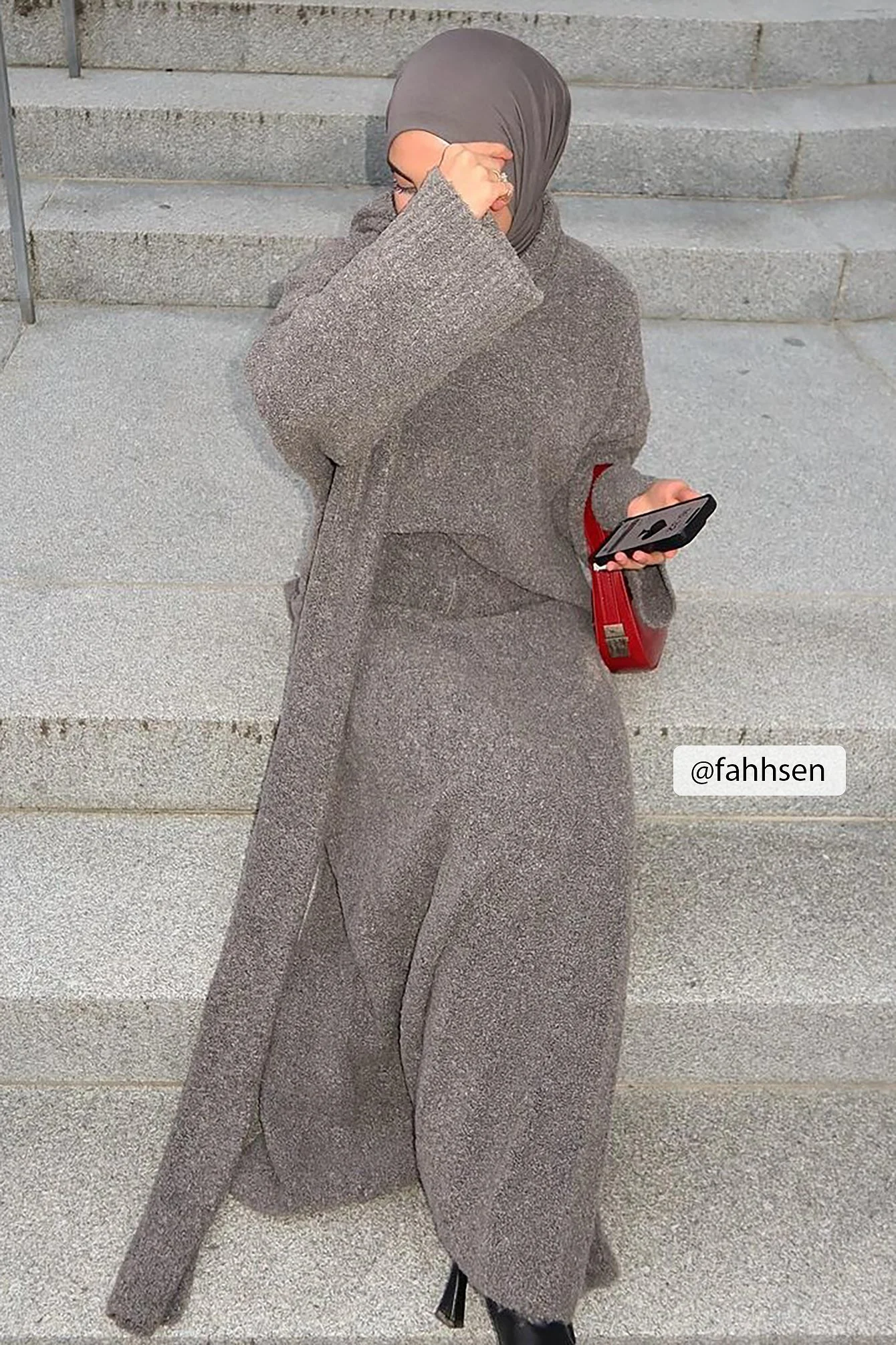 V-Ausschnitt Strickpullover