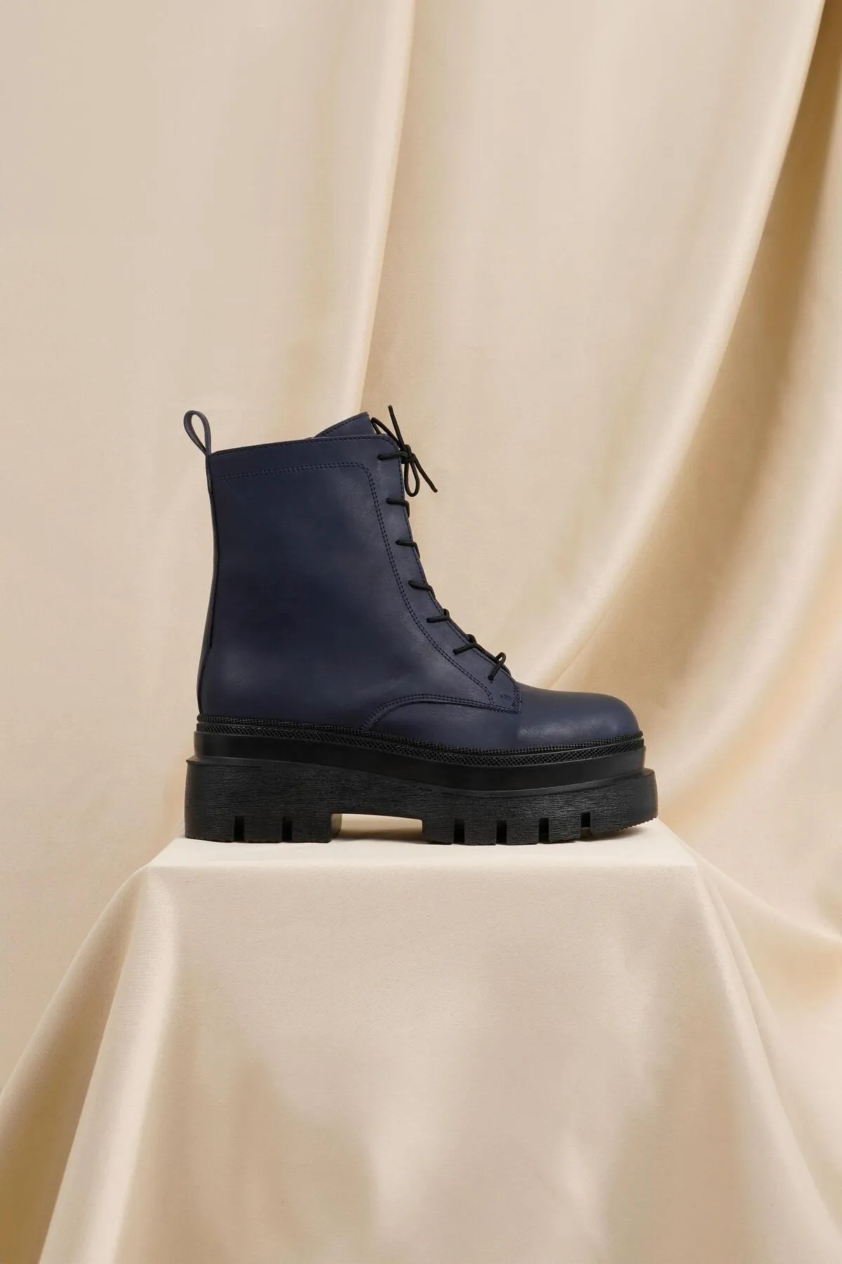 CZ London  Damen-Schnürstiefel mit Plateau und hoher Sohle