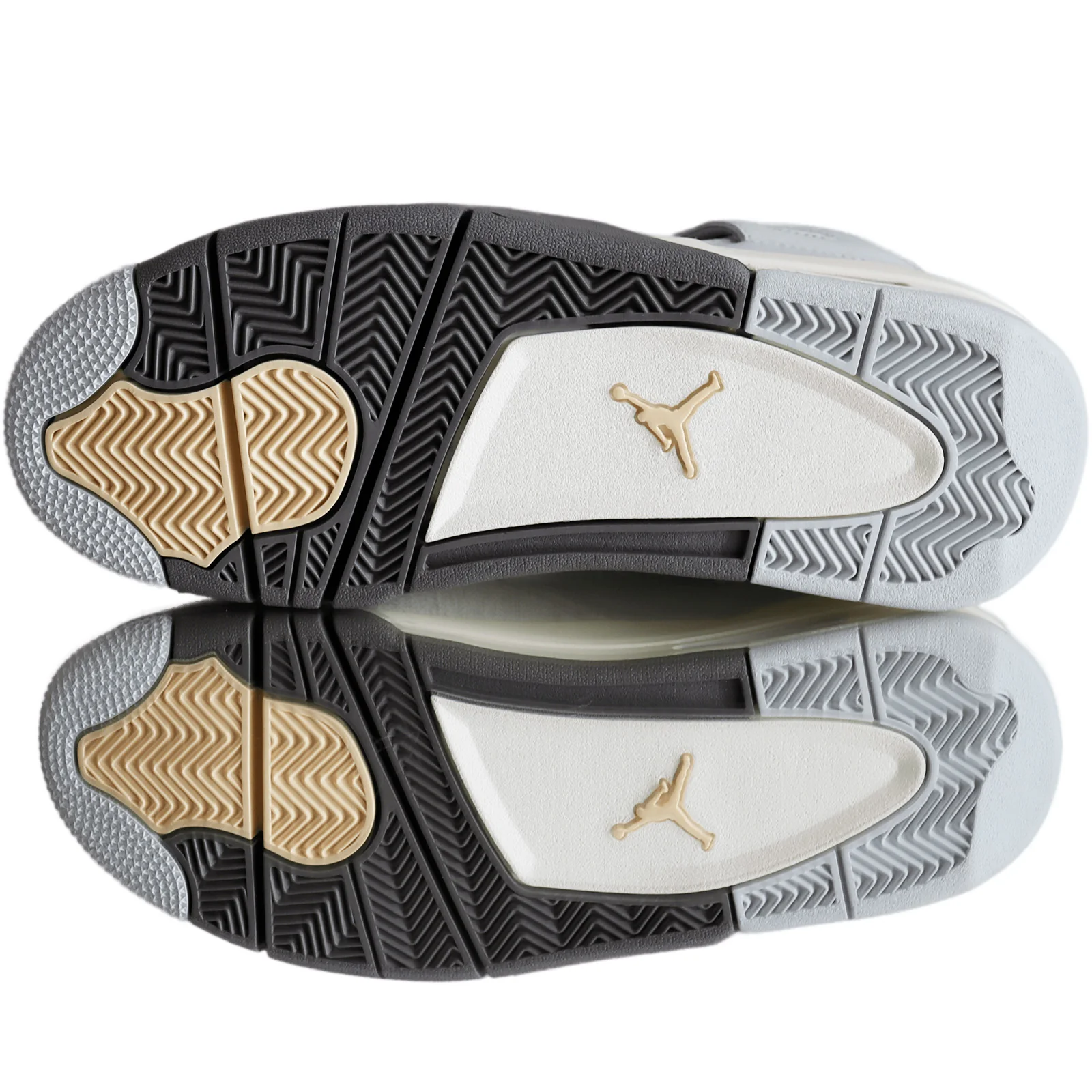Jordan 4 Retro SE Craft Photon Dust