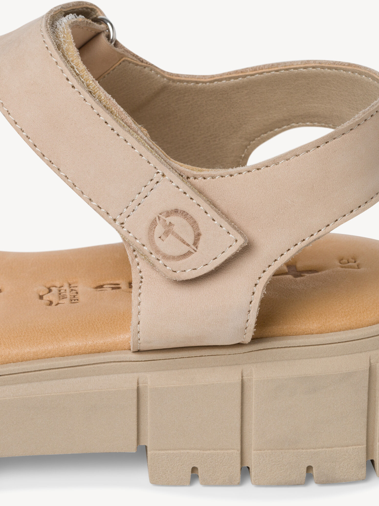 Sandale à talon en cuir - beige