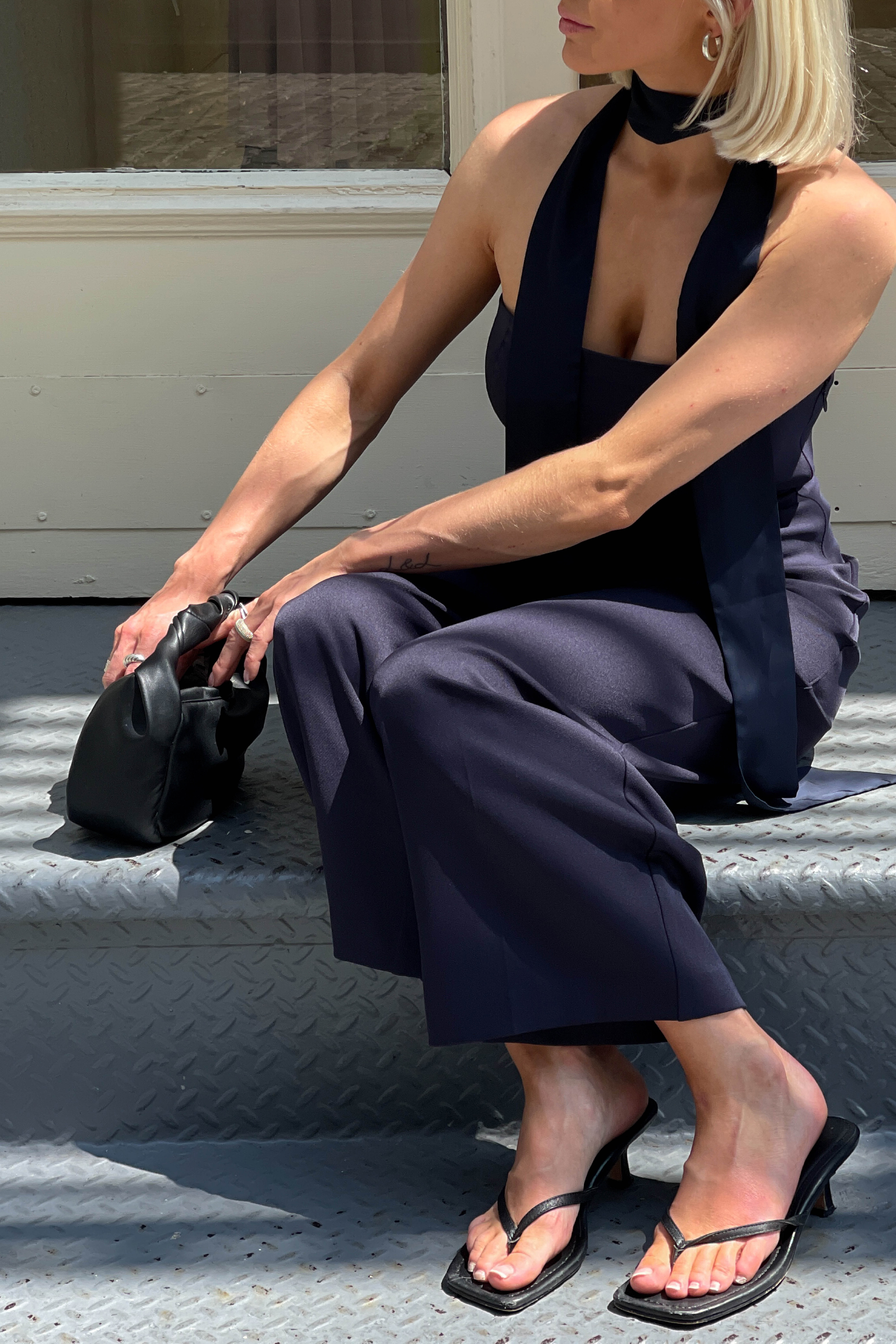 Cropped-Anzughose mit mittlerer Taille und geradem Bein