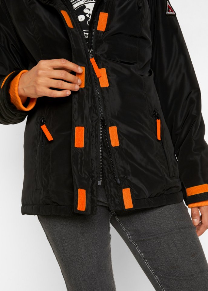 Jacke mit abnehmbarer Kapuze